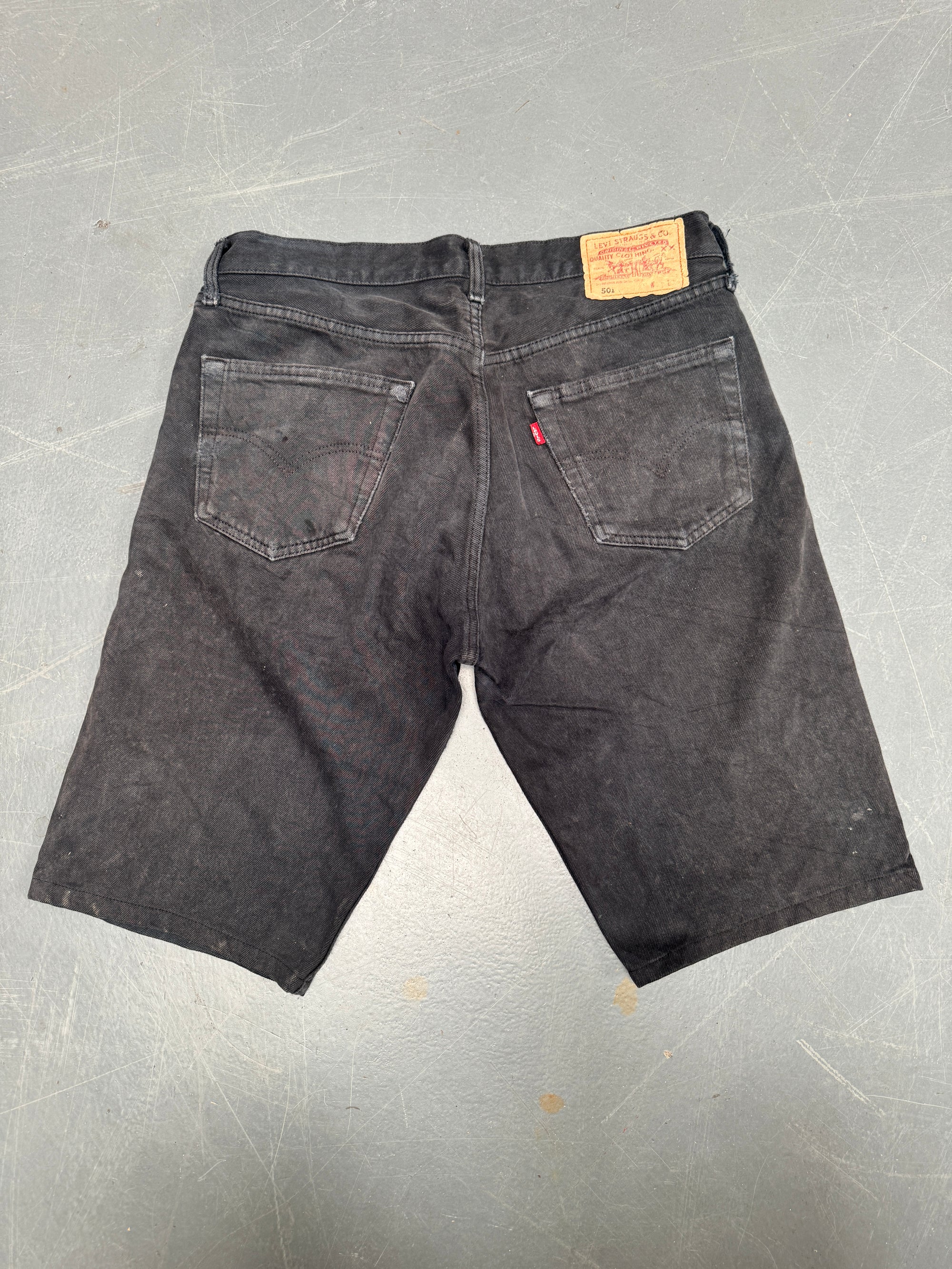 Vintage Levis Cut Off Denim Shorts - 90s Made - W 32 - SH575