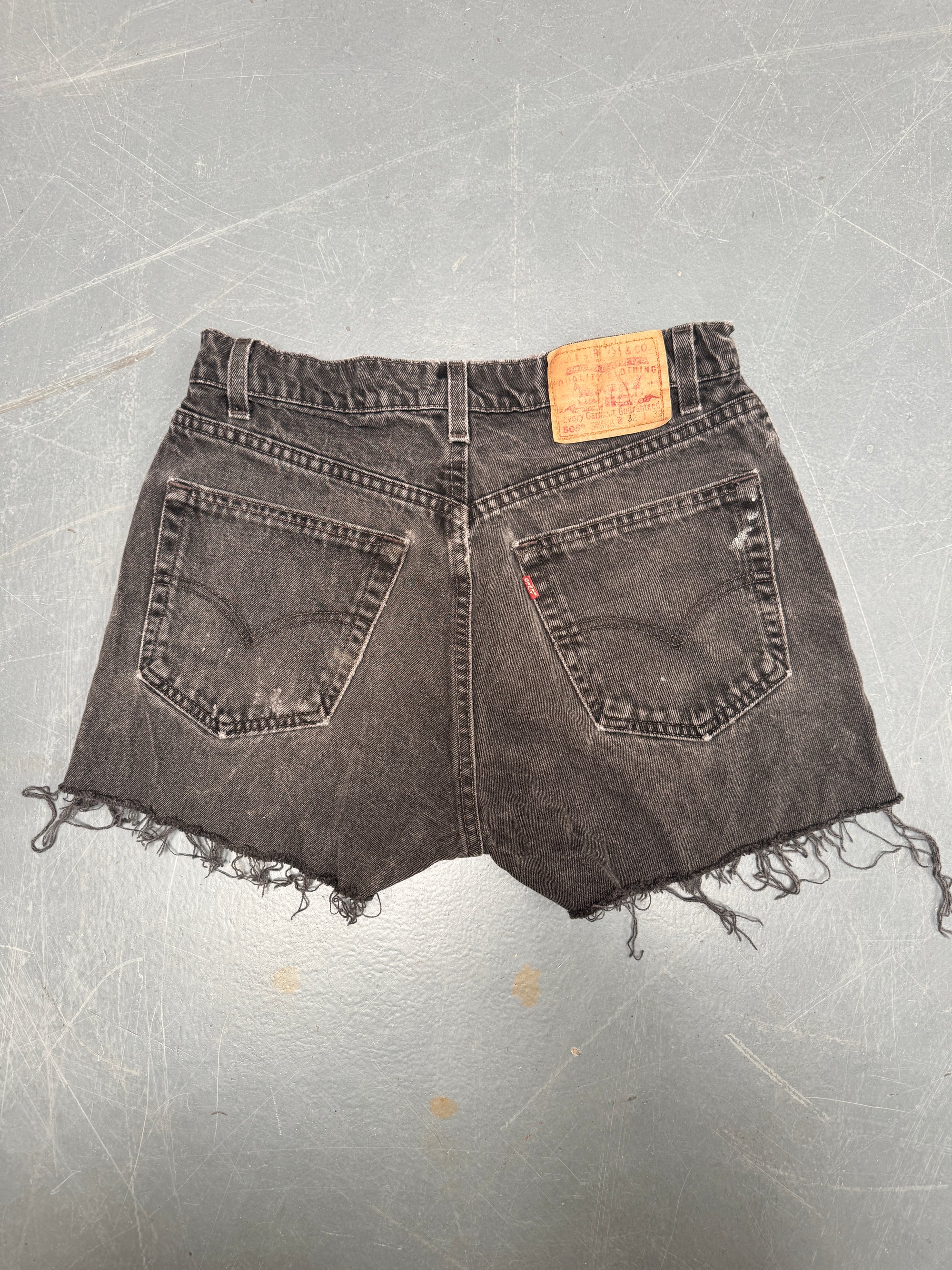 Vintage Levis Cut Off Denim Shorts - 90s Made - W 30 - SH576