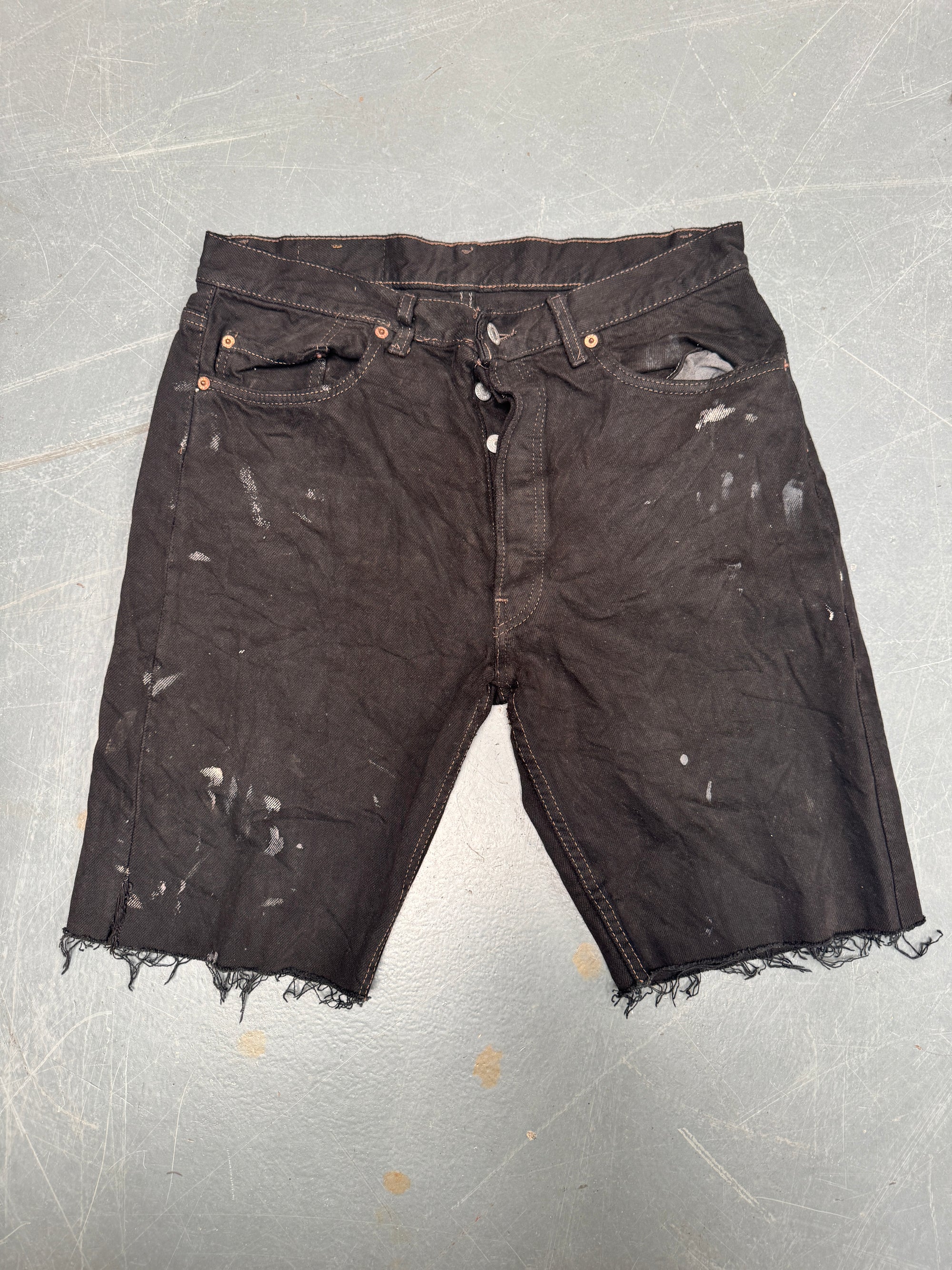 Vintage Levis Cut Off Denim Shorts - 90s Made - W 32 - SH577