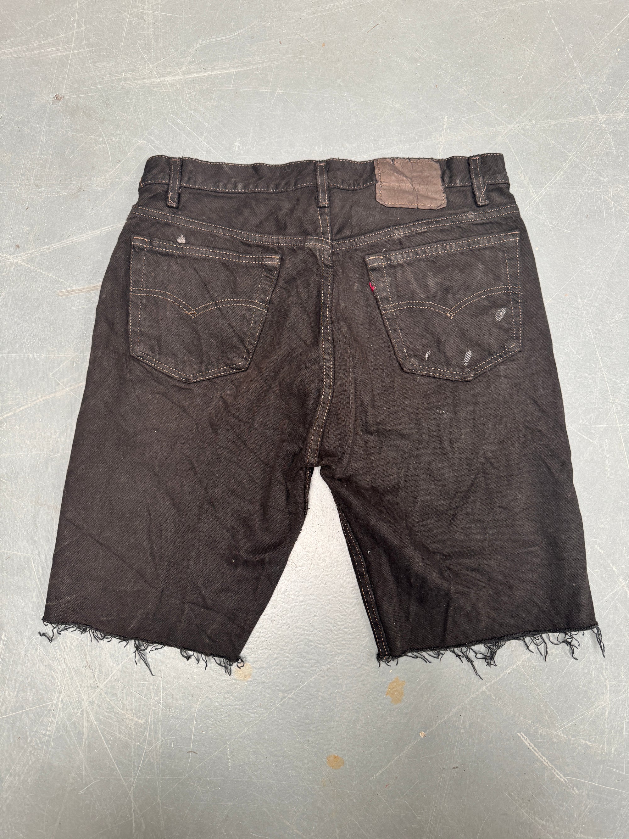 Vintage Levis Cut Off Denim Shorts - 90s Made - W 32 - SH577