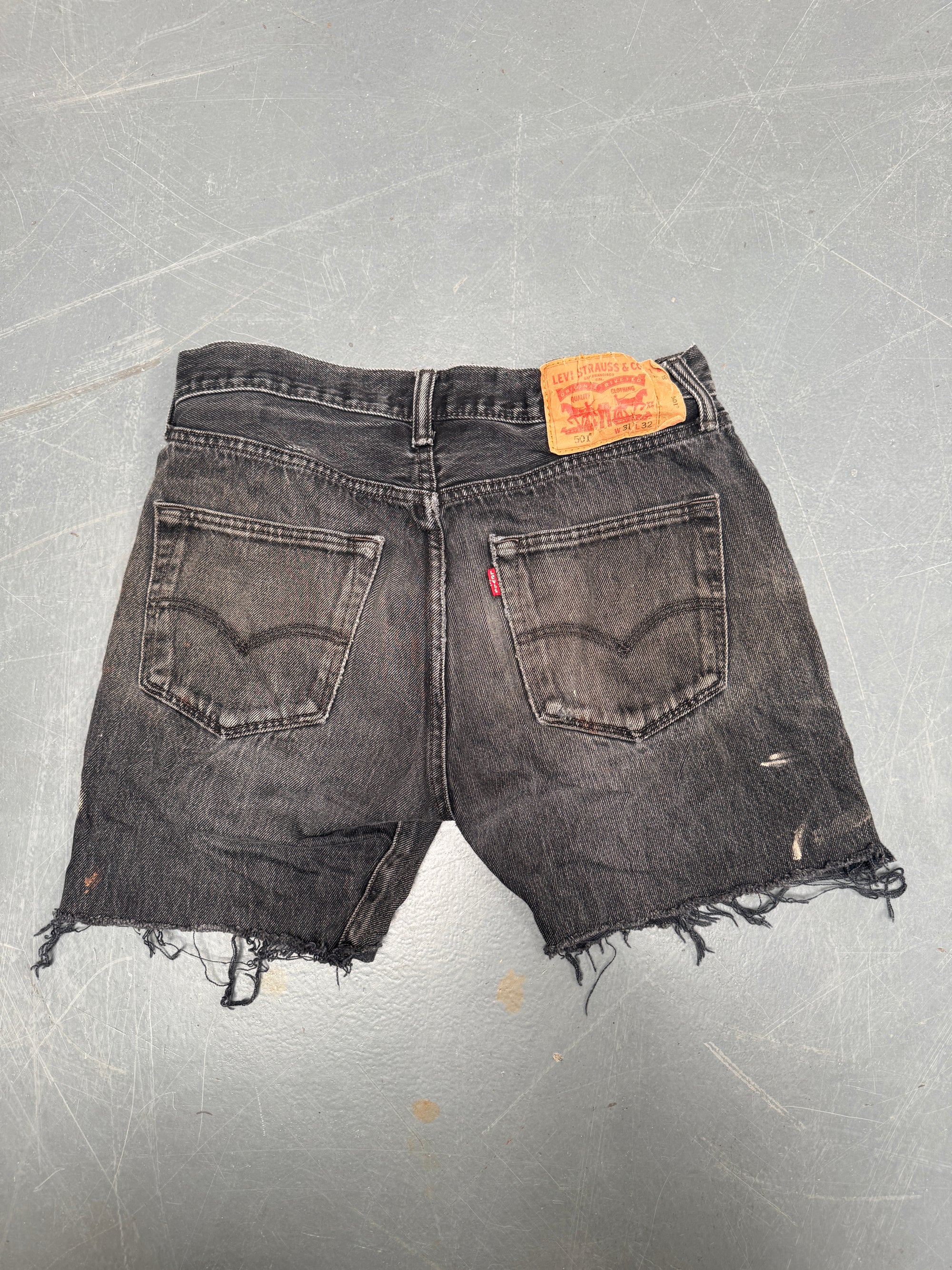 Vintage Levis Cut Off Denim Shorts - 90s Made - W 30 - SH582