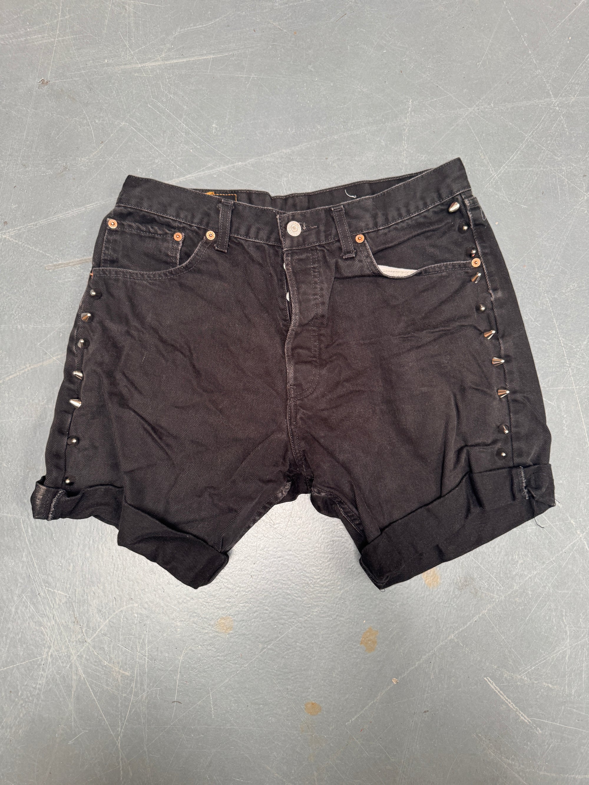 Vintage Levis Cut Off Denim Shorts - 90s Made - W 30 - SH586