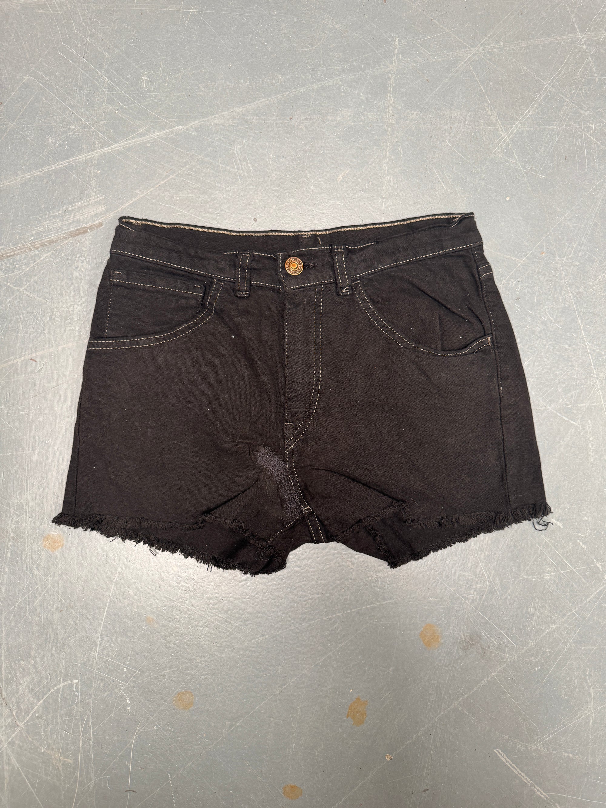 Vintage Levis Cut Off Denim Shorts - 90s Made - W 26 - SH587