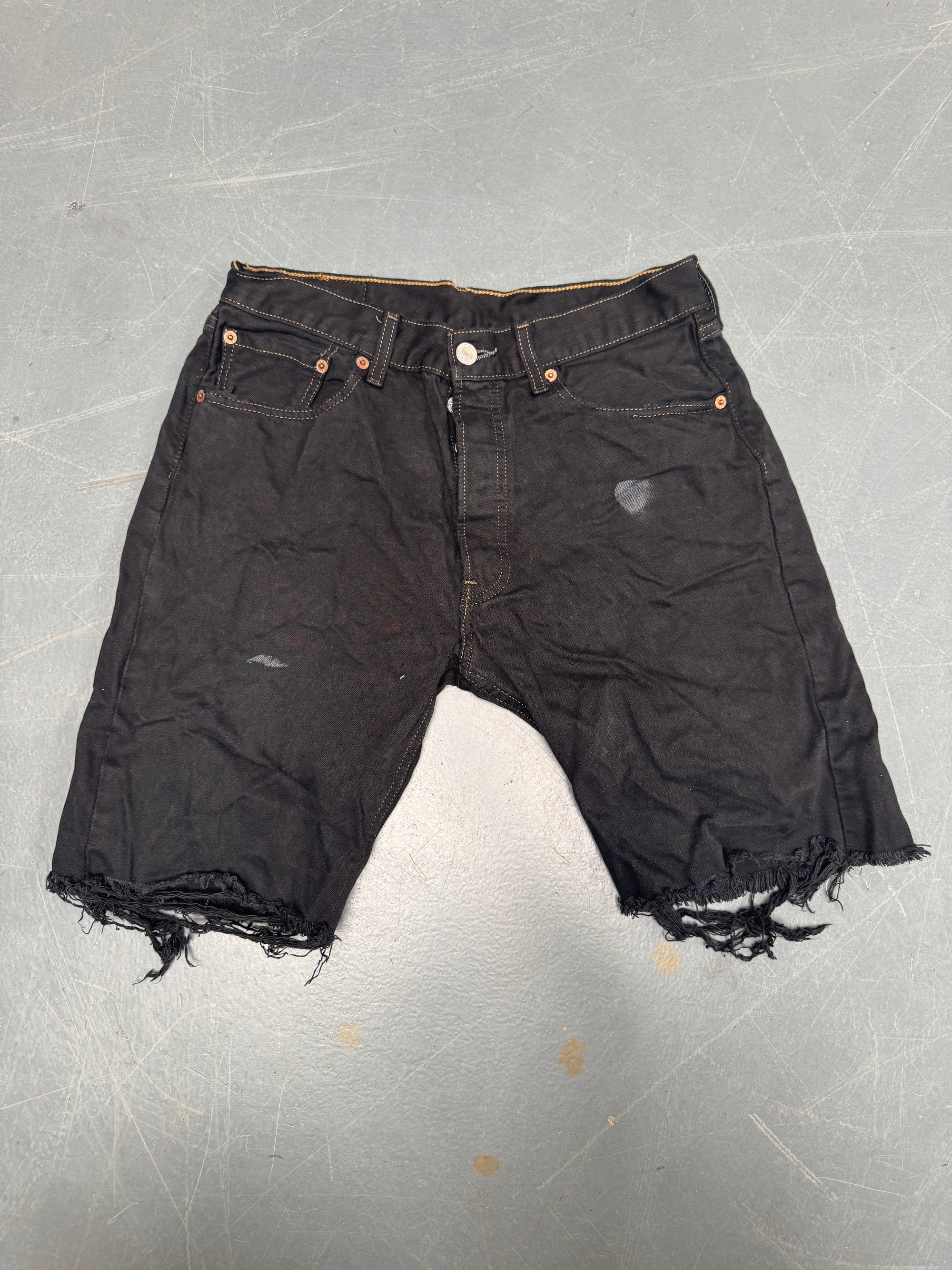 Vintage Levis Cut Off Denim Shorts - 90s Made - W 28 - SH589