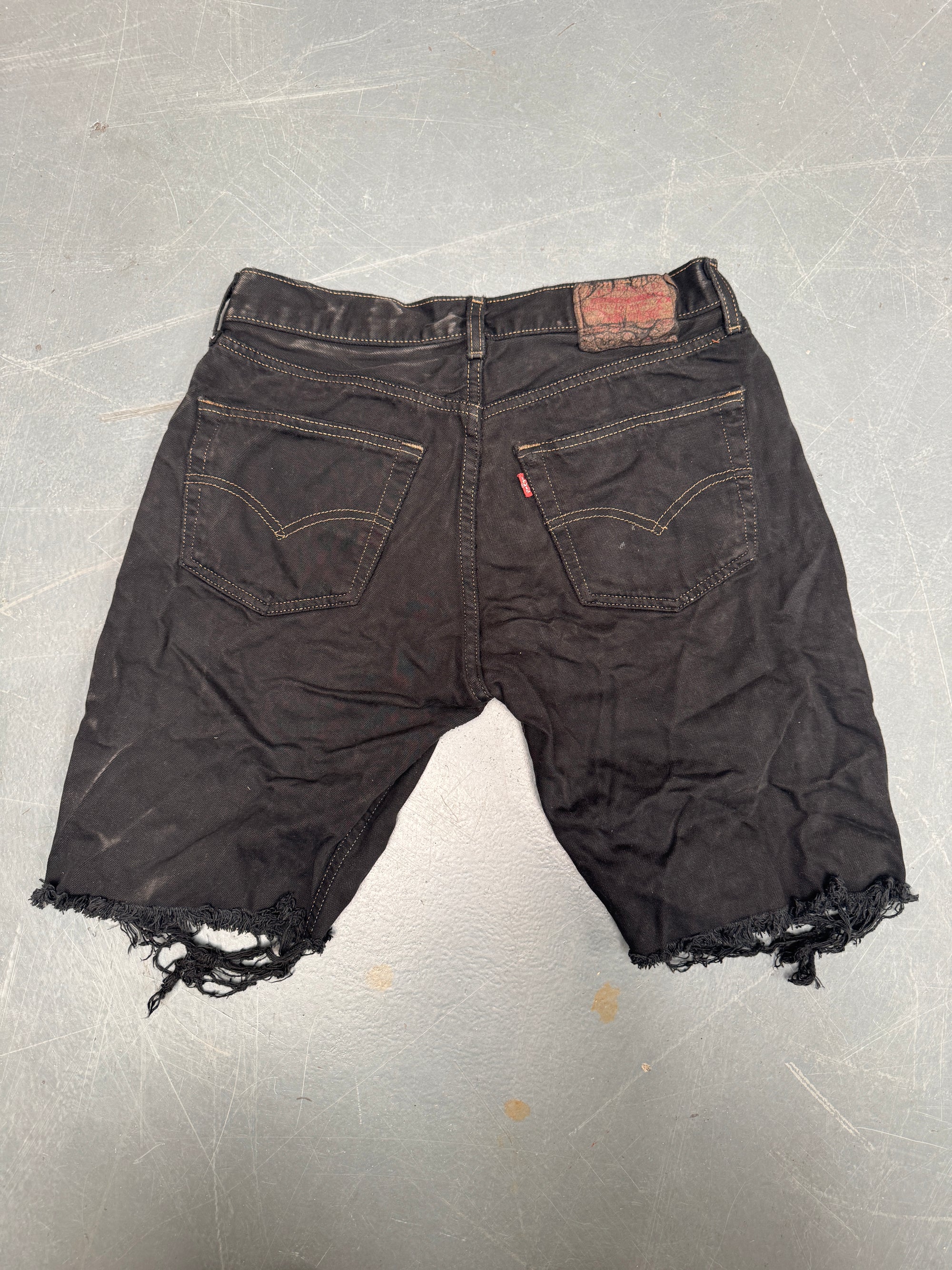 Vintage Levis Cut Off Denim Shorts - 90s Made - W 28 - SH589