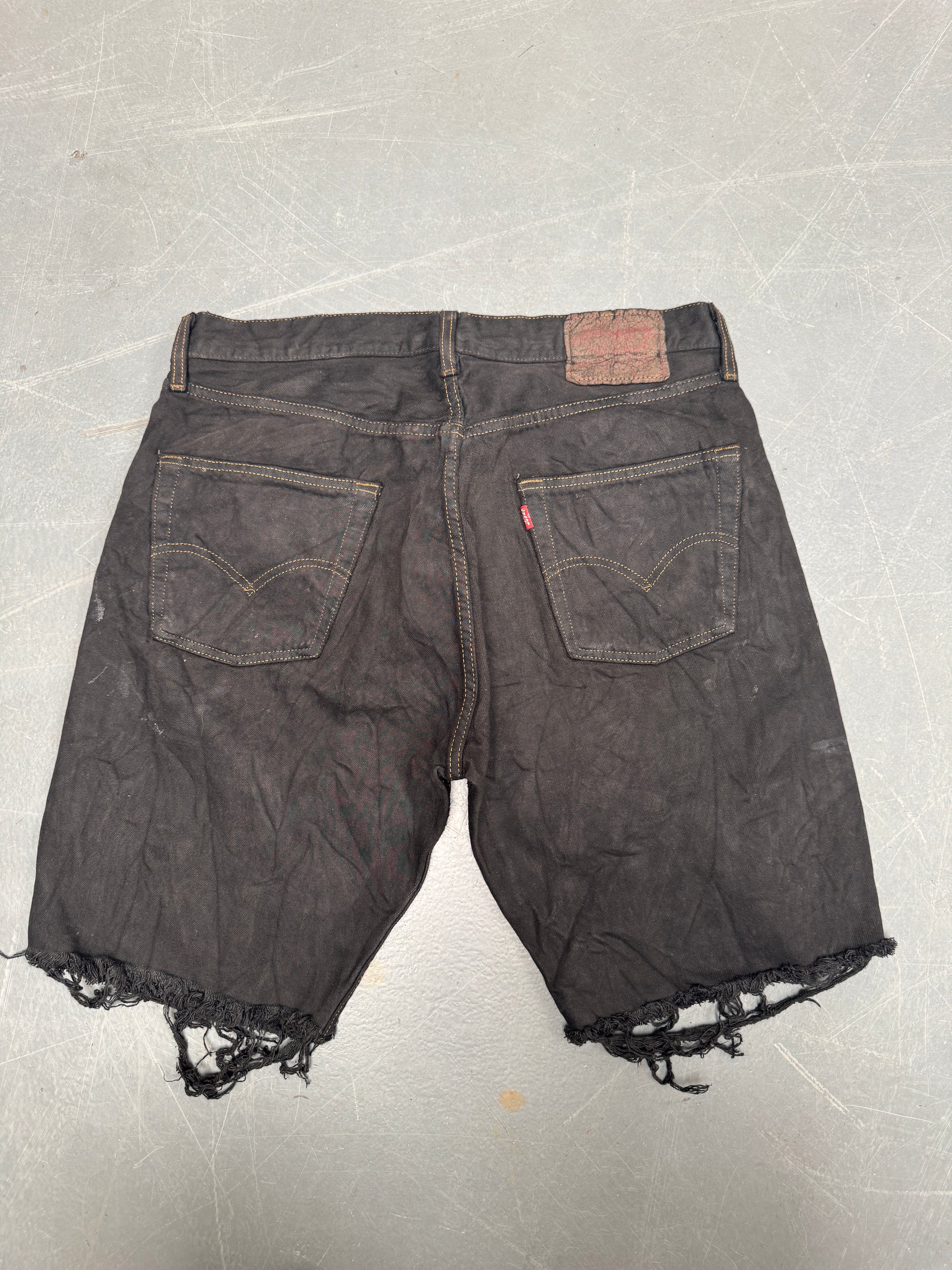 Vintage Levis Cut Off Denim Shorts - 90s Made - W 32 - SH594