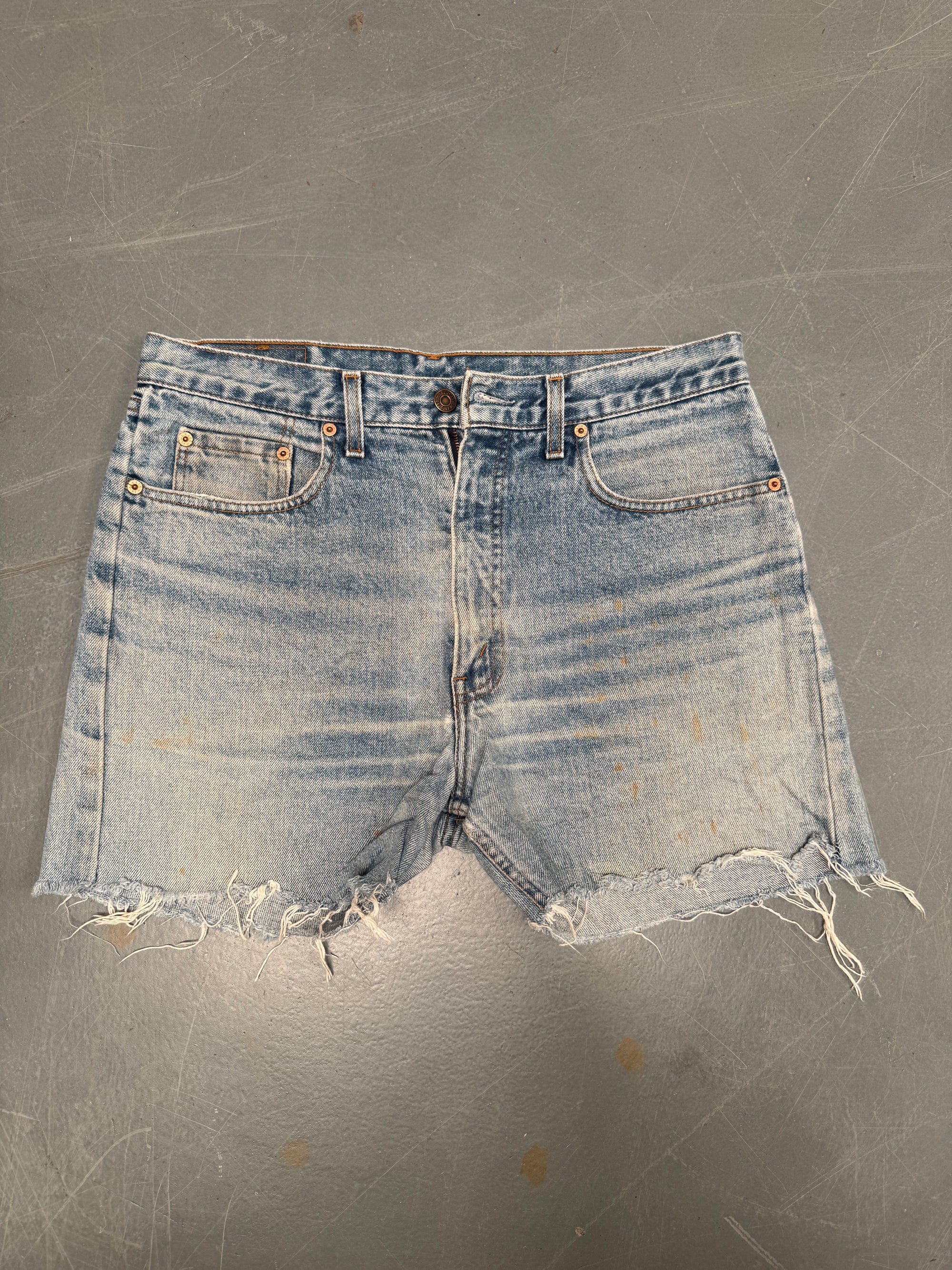 Vintage Levis Cut Off Denim Shorts - 90s Made - W 34 - SH596