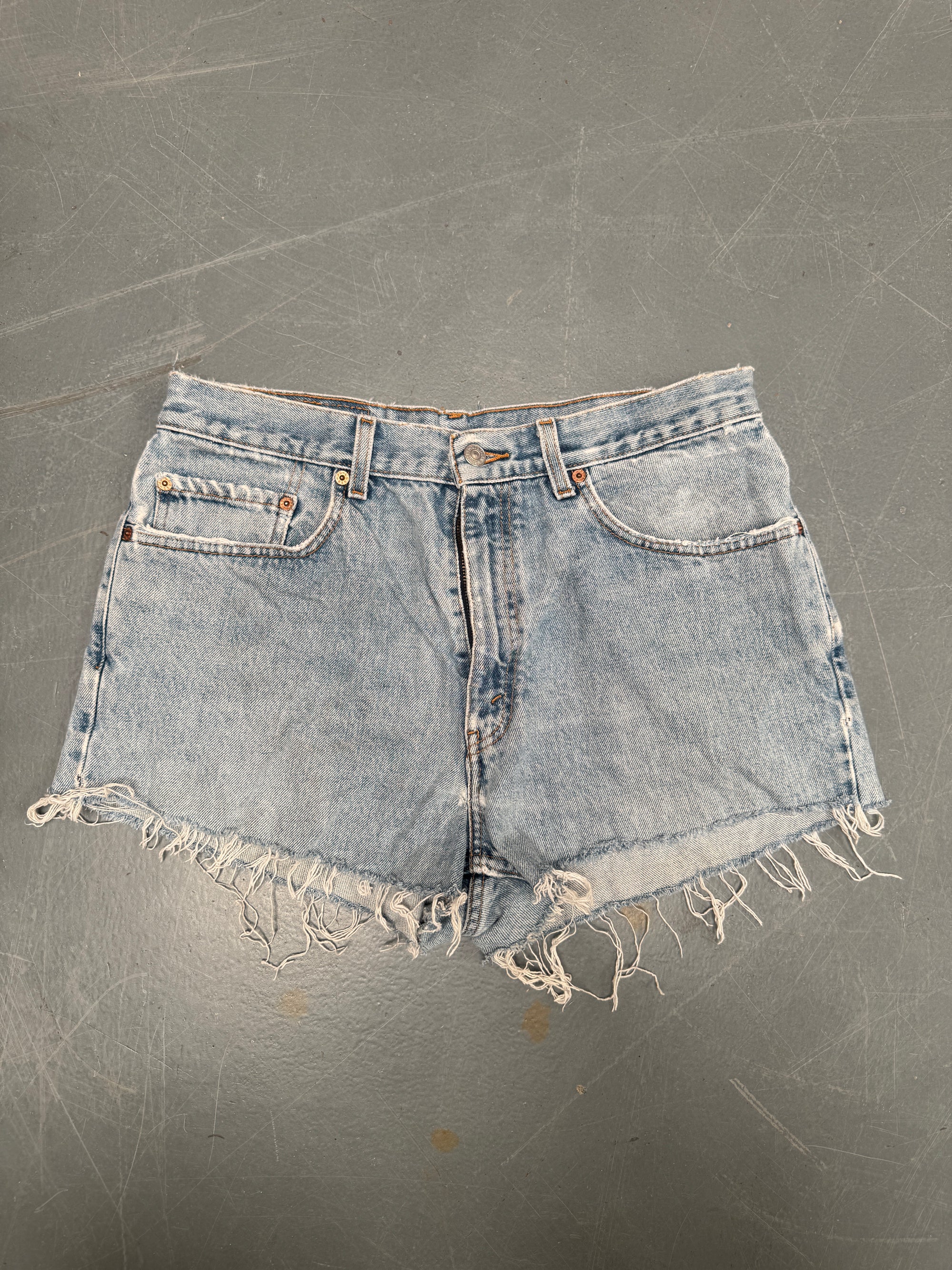 Vintage Levis Cut Off Denim Shorts - 90s Made - W 32 - SH598