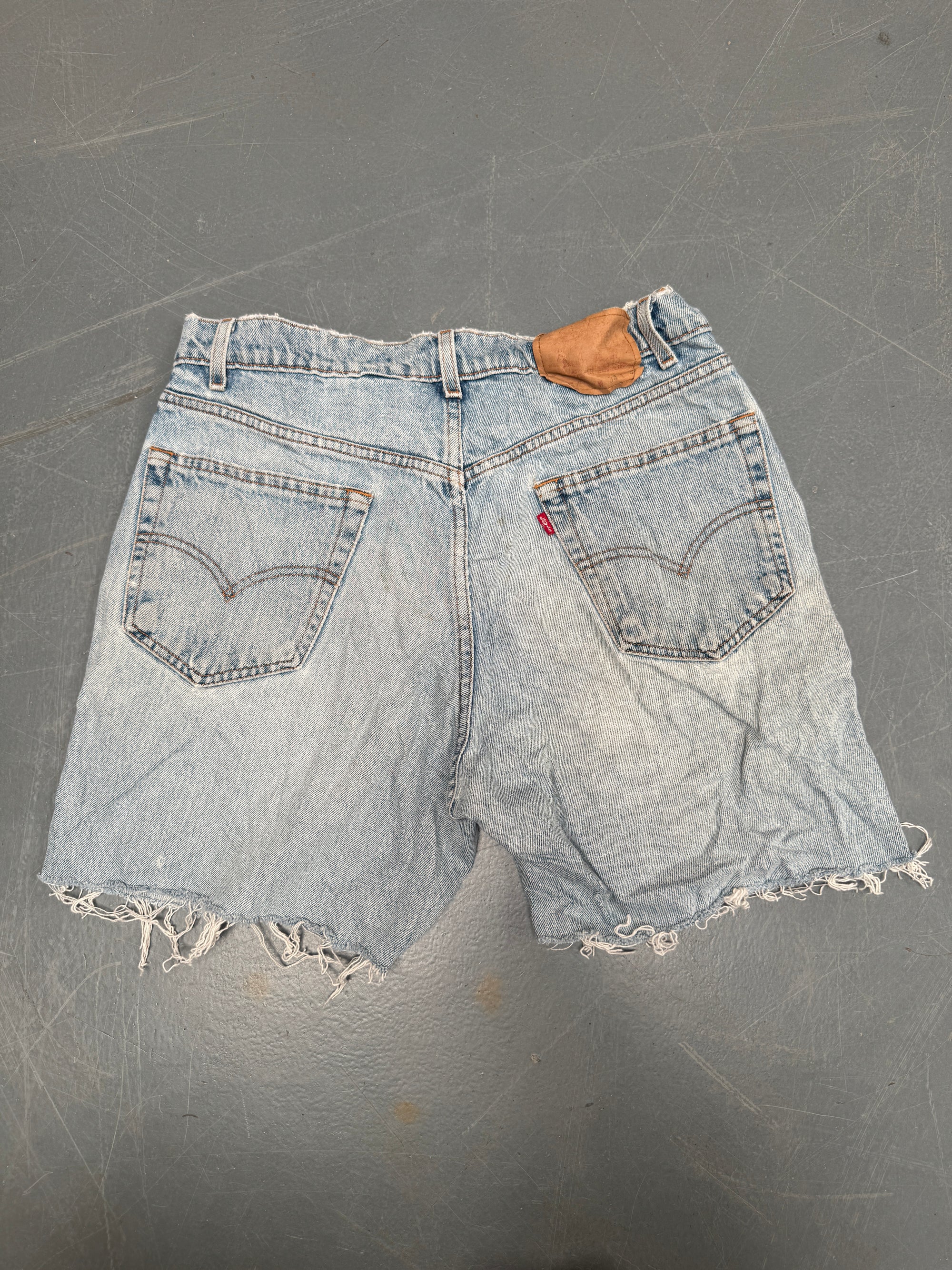 Vintage Levis Cut Off Denim Shorts - 90s Made - W 30 - SH605