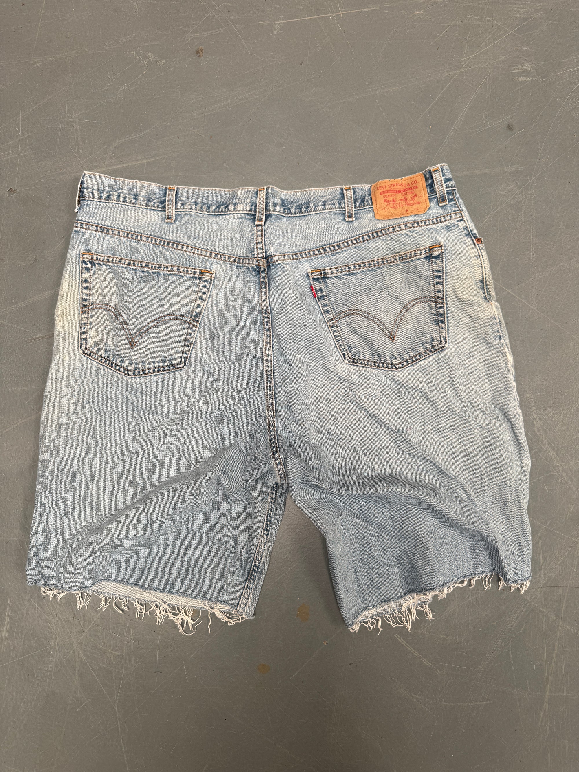 Vintage Levis Cut Off Denim Shorts - 90s Made - W 42 - SH607