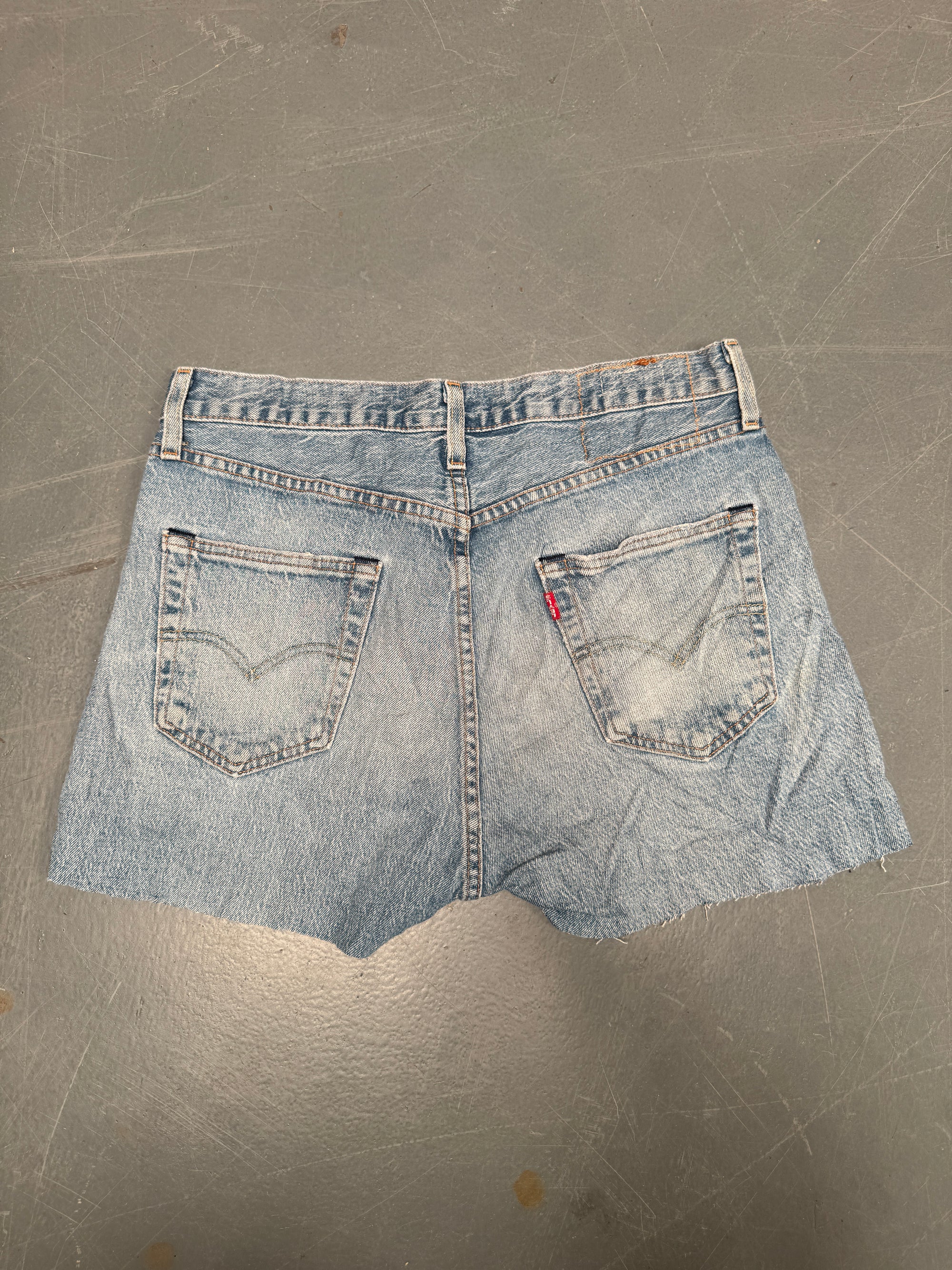 Vintage Levis Cut Off Denim Shorts - 90s Made - W 30 - SH609