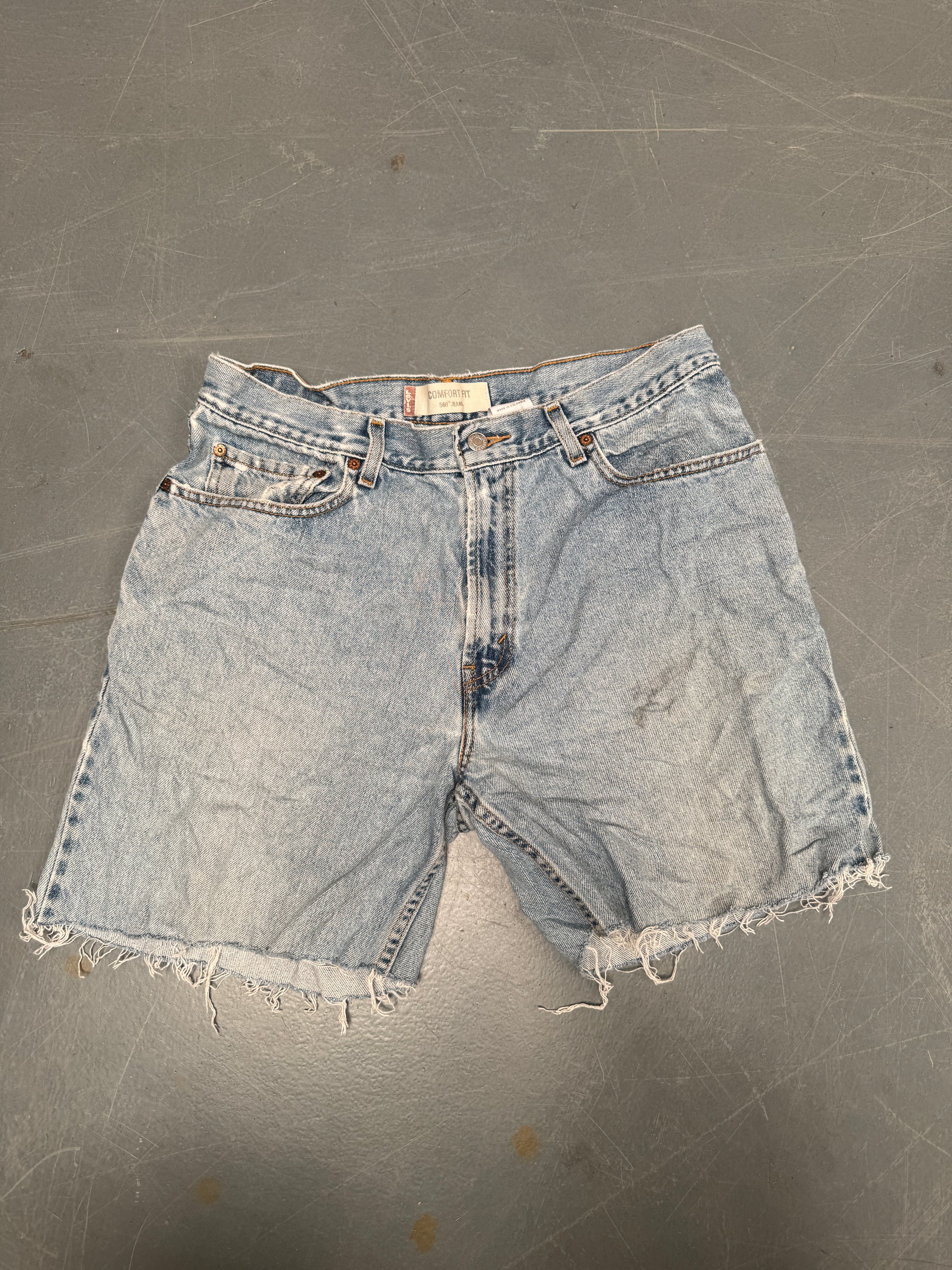 Vintage Levis Cut Off Denim Shorts - 90s Made - W 32 - SH612