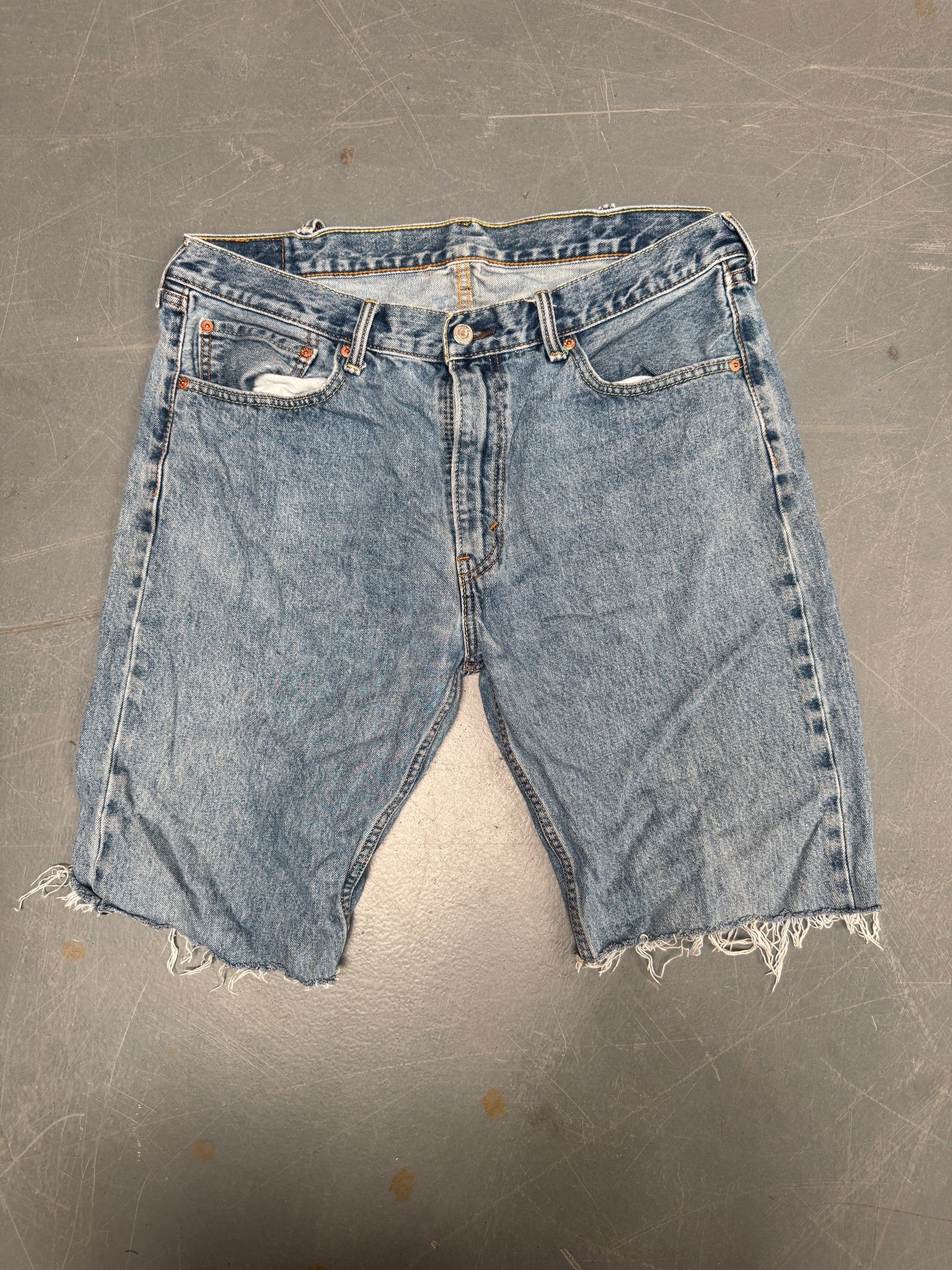 Vintage Levis Cut Off Denim Shorts - 90s Made - W 36 - SH618