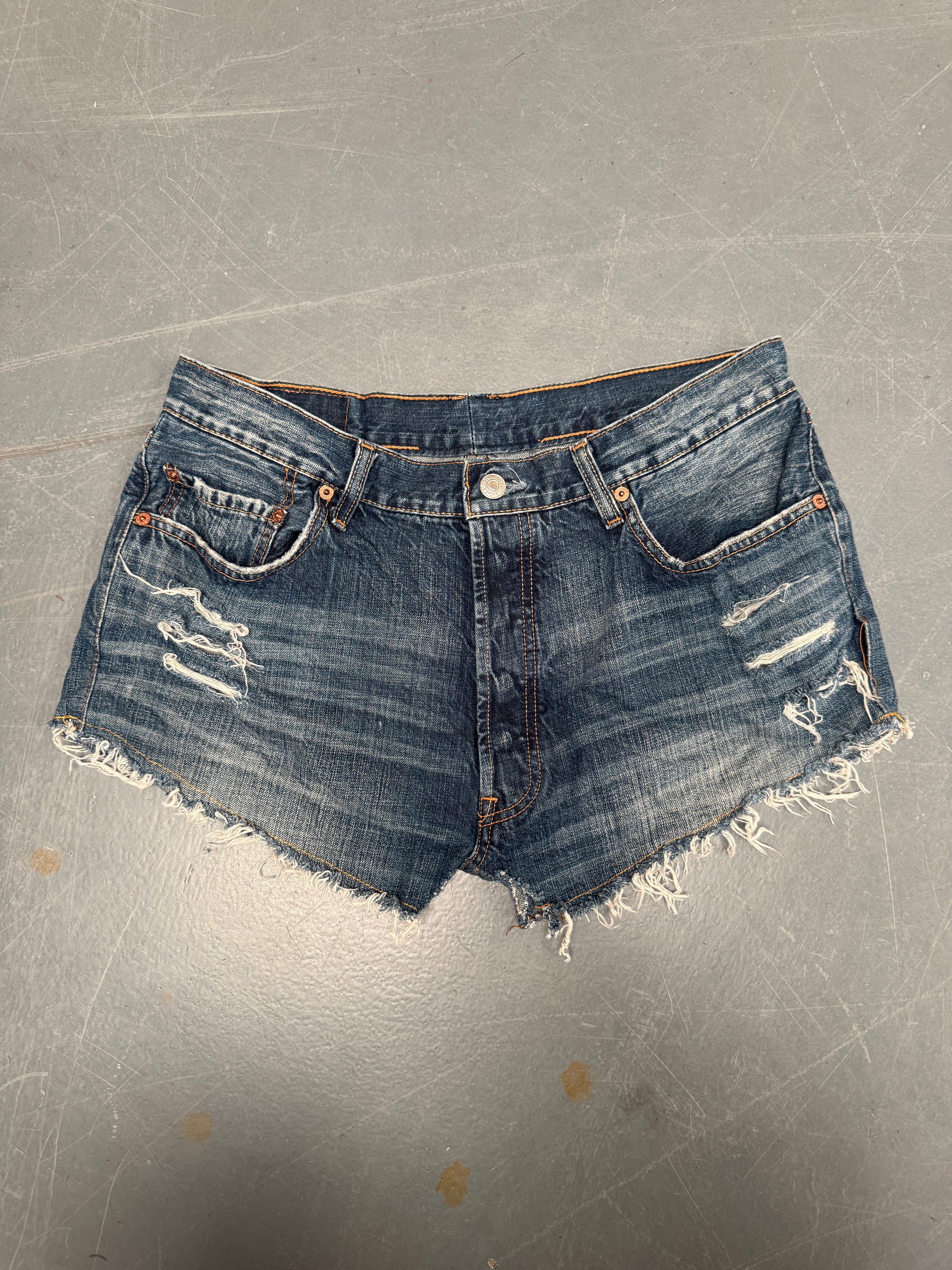 Vintage Levis Cut Off Denim Shorts - 90s Made - W 32 - SH625
