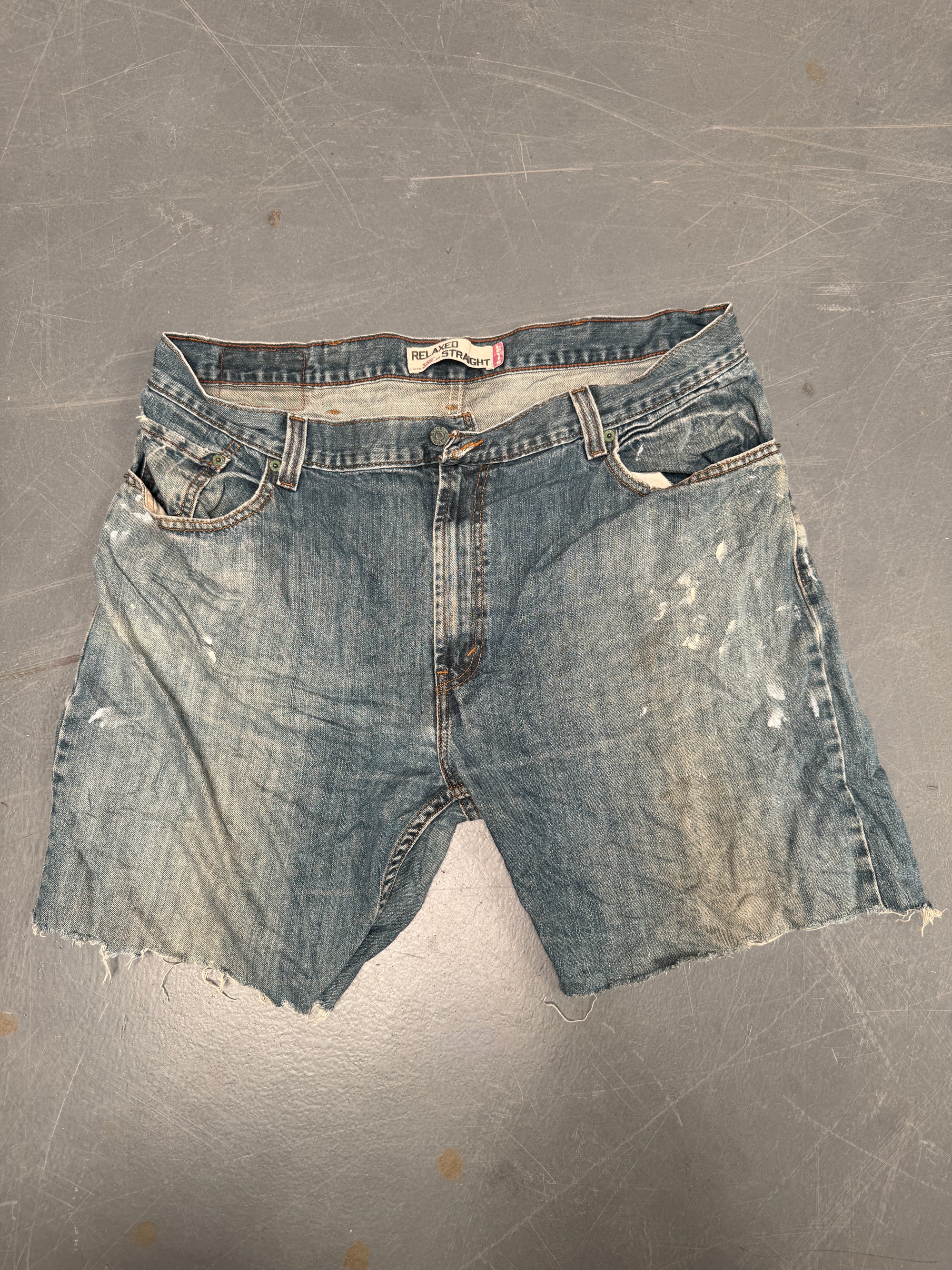Vintage Levis Cut Off Denim Shorts - 90s Made - W 38 - SH627