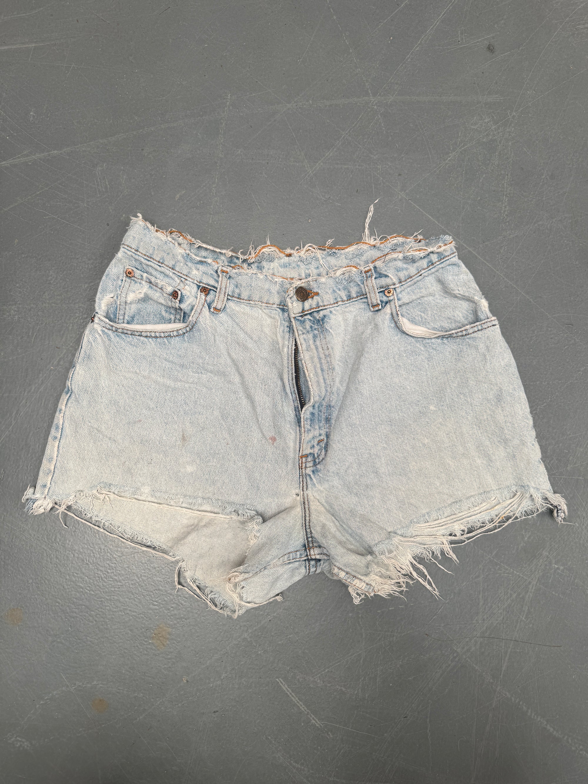 Vintage Levis Cut Off Denim Shorts - 90s Made - W 30 - SH639