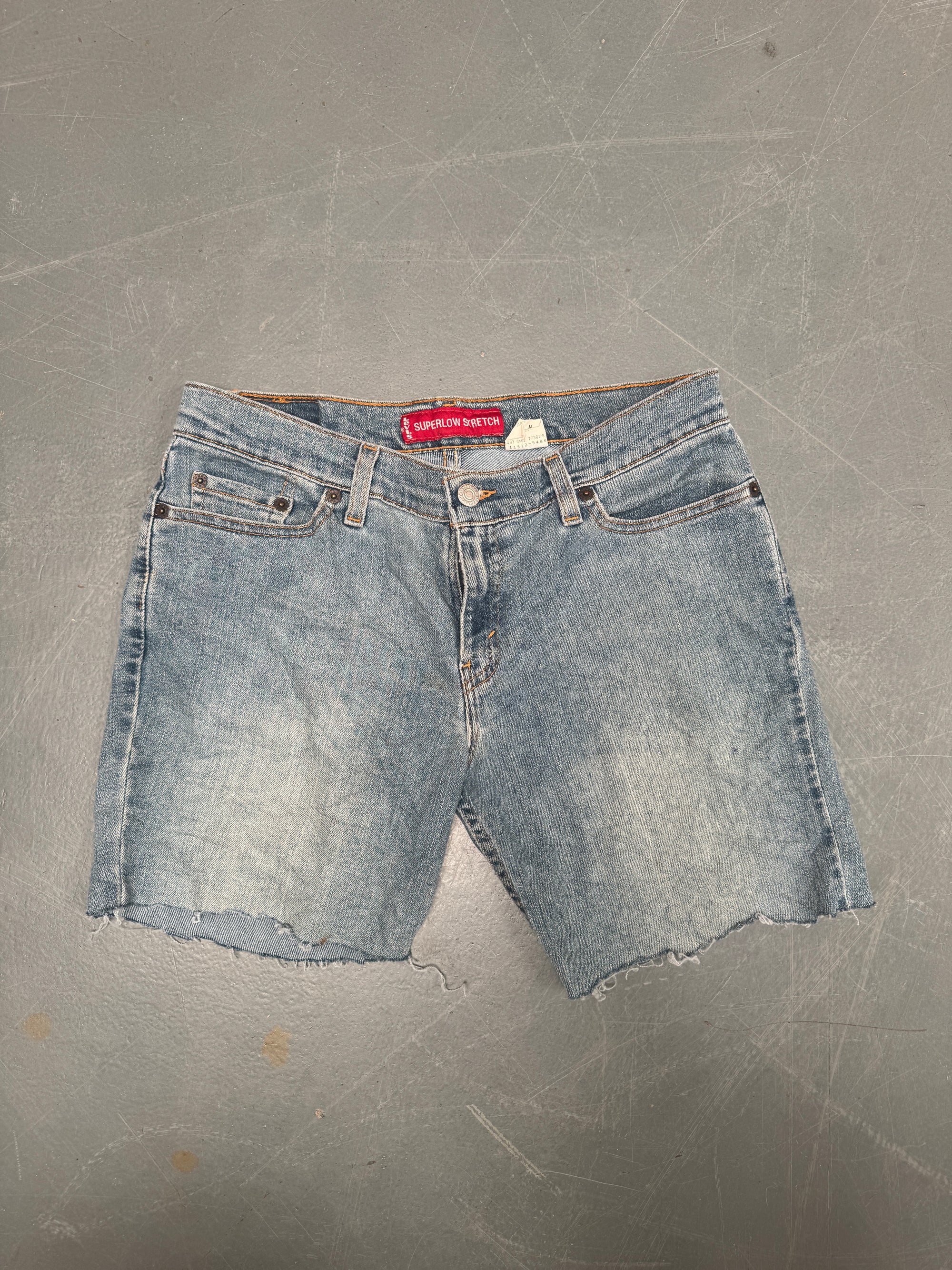 Vintage Levis Cut Off Denim Shorts - 90s Made - W 28 - SH640