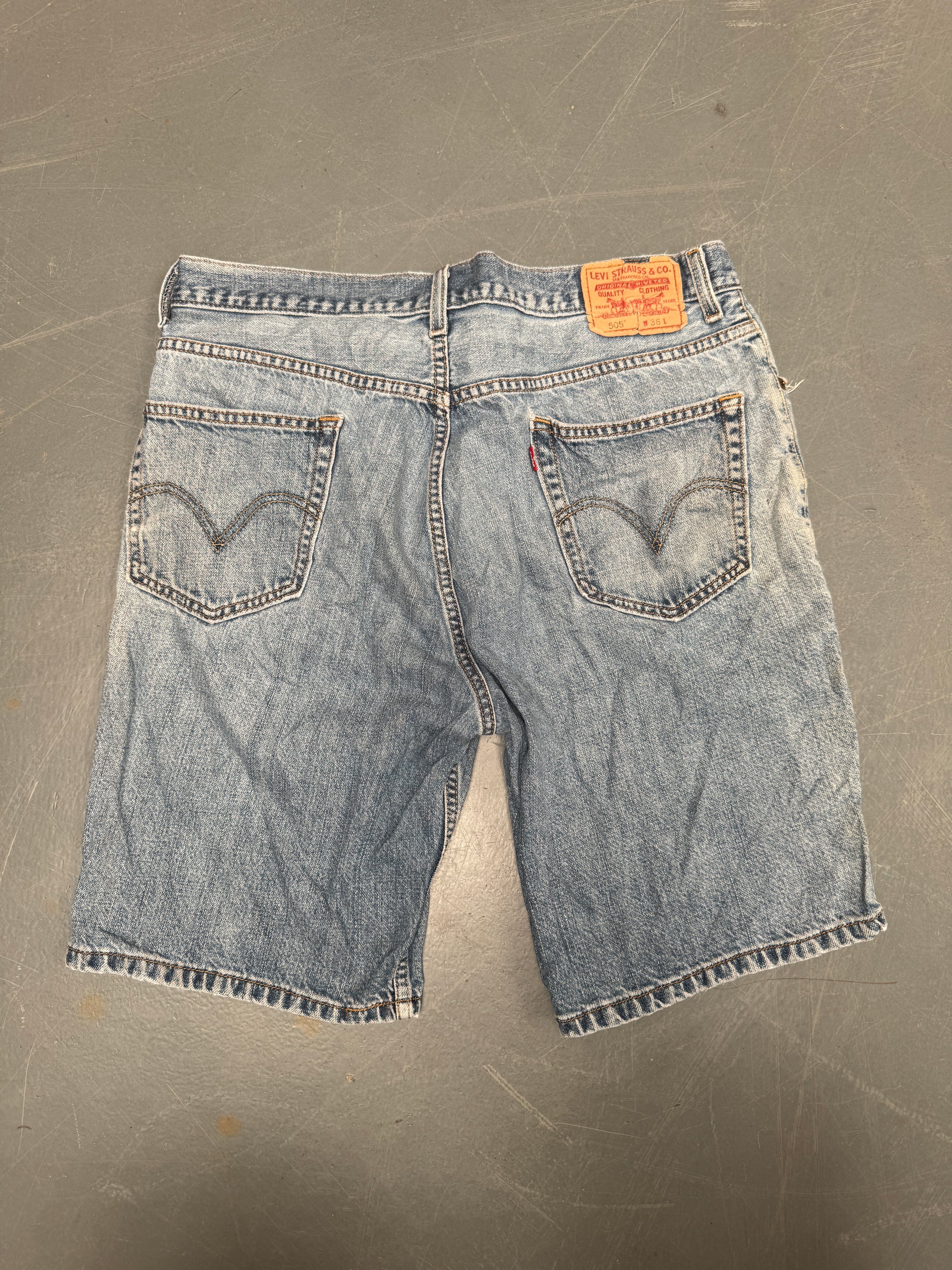 Vintage Levis Cut Off Denim Shorts - 90s Made - W 35 - SH657