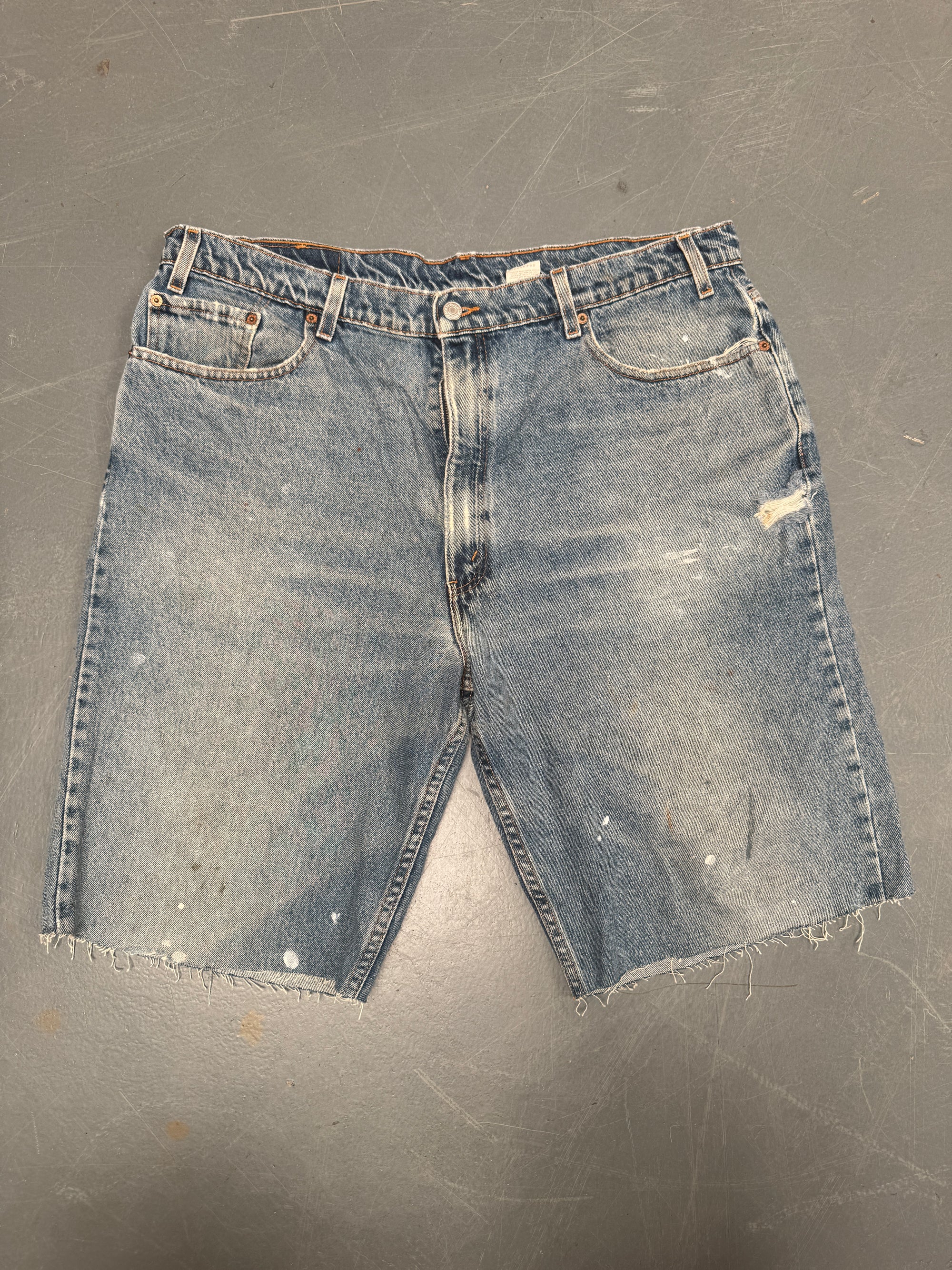 Vintage Levis Cut Off Denim Shorts - 90s Made - W 40 - SH658