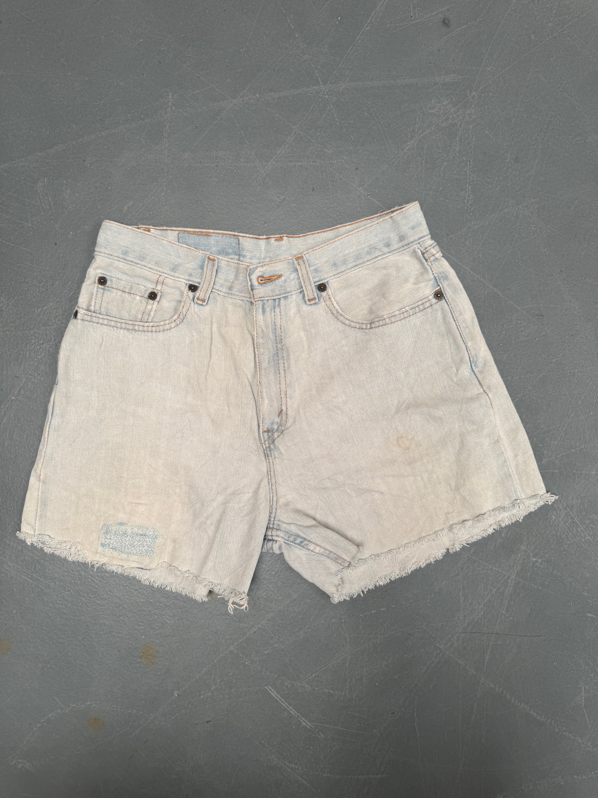 Vintage Levis Cut Off Denim Shorts - 90s Made - W 28 - SH660