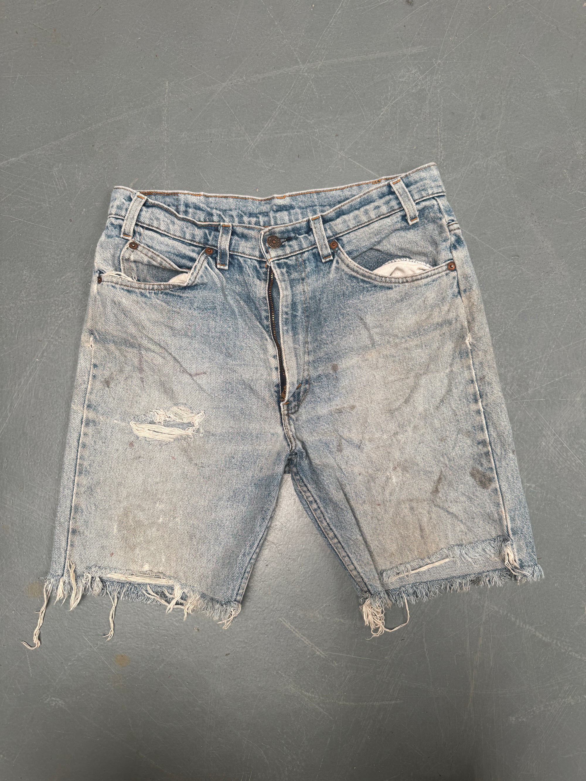 Vintage Levis Cut Off Denim Shorts - 90s Made - W 32 - SH663