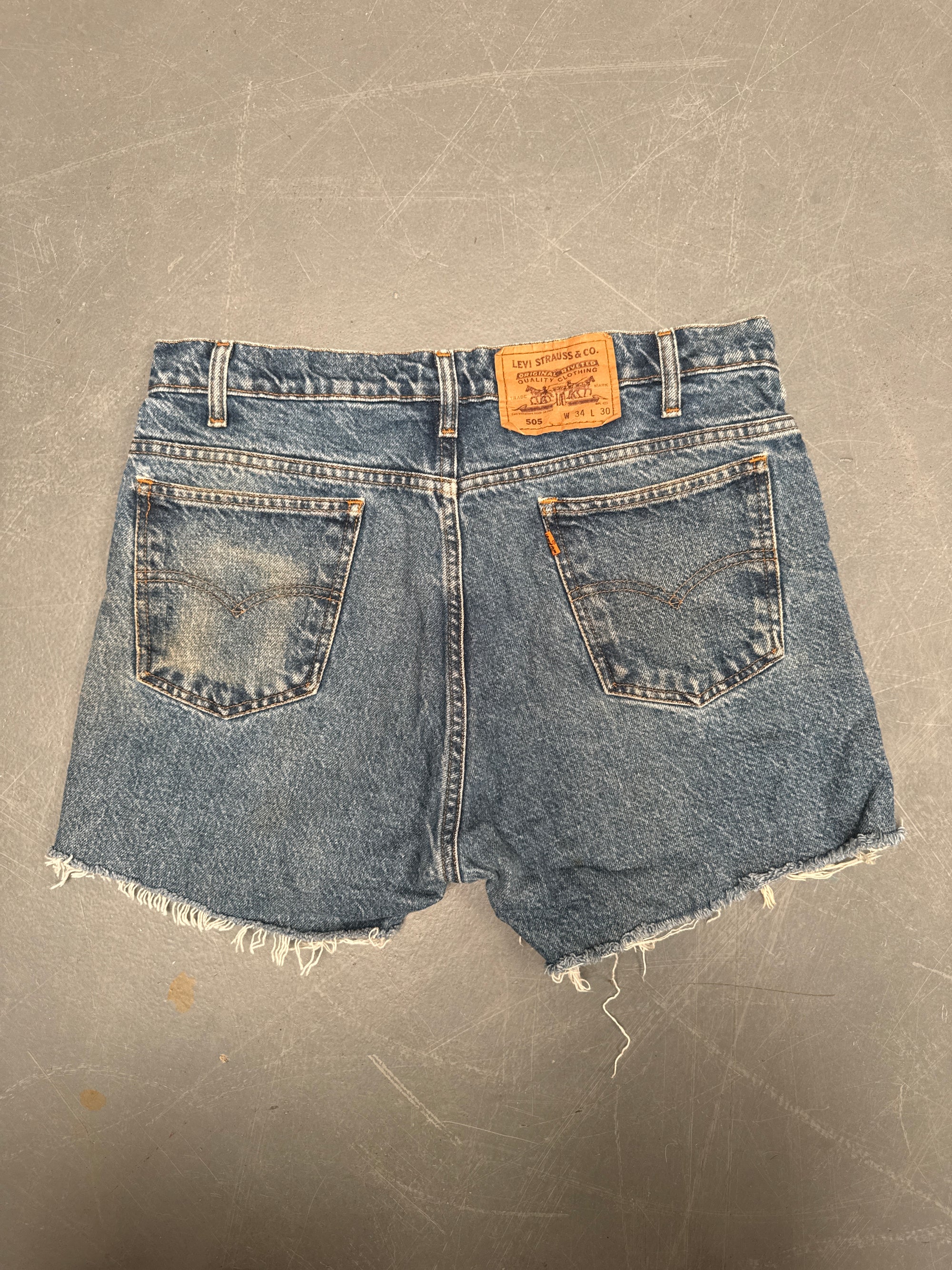 Vintage Levis Cut Off Denim Shorts - 90s Made - W 32 - SH678