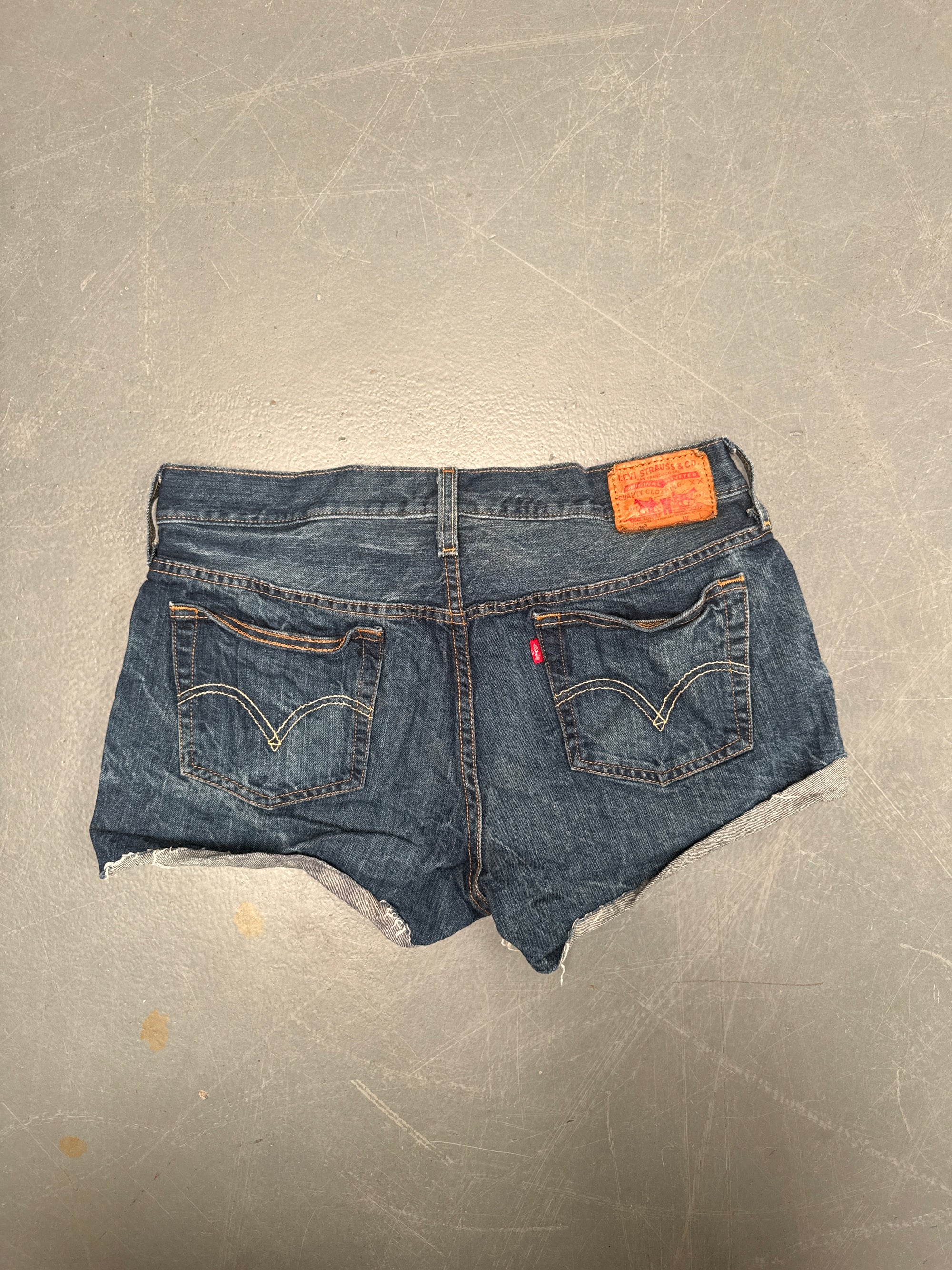 Vintage Levis Cut Off Denim Shorts - 90s Made - W 28 - SH679