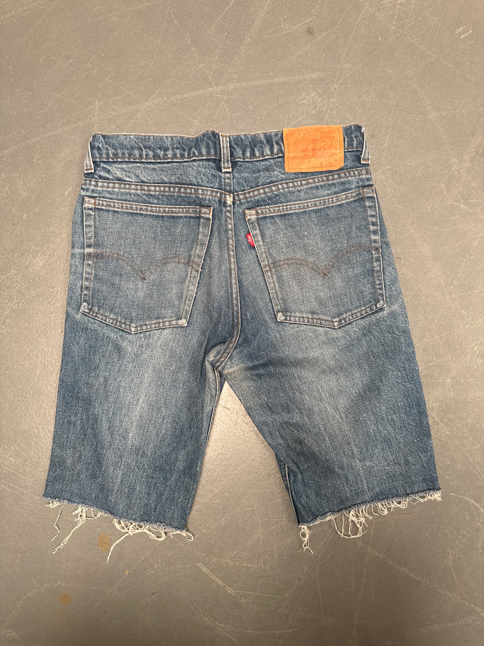 Vintage Levis Cut Off Denim Shorts - 90s Made - W 30 - SH683