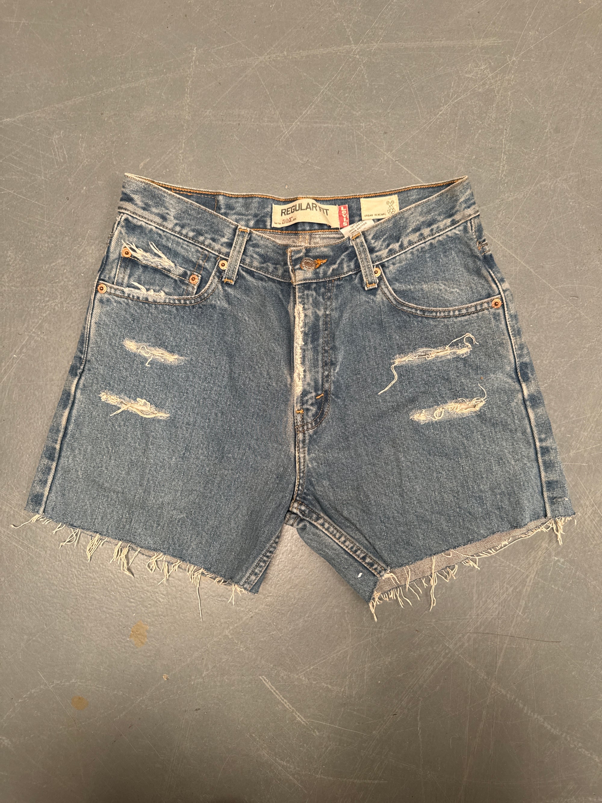 Vintage Levis Cut Off Denim Shorts - 90s Made - W 28 - SH690