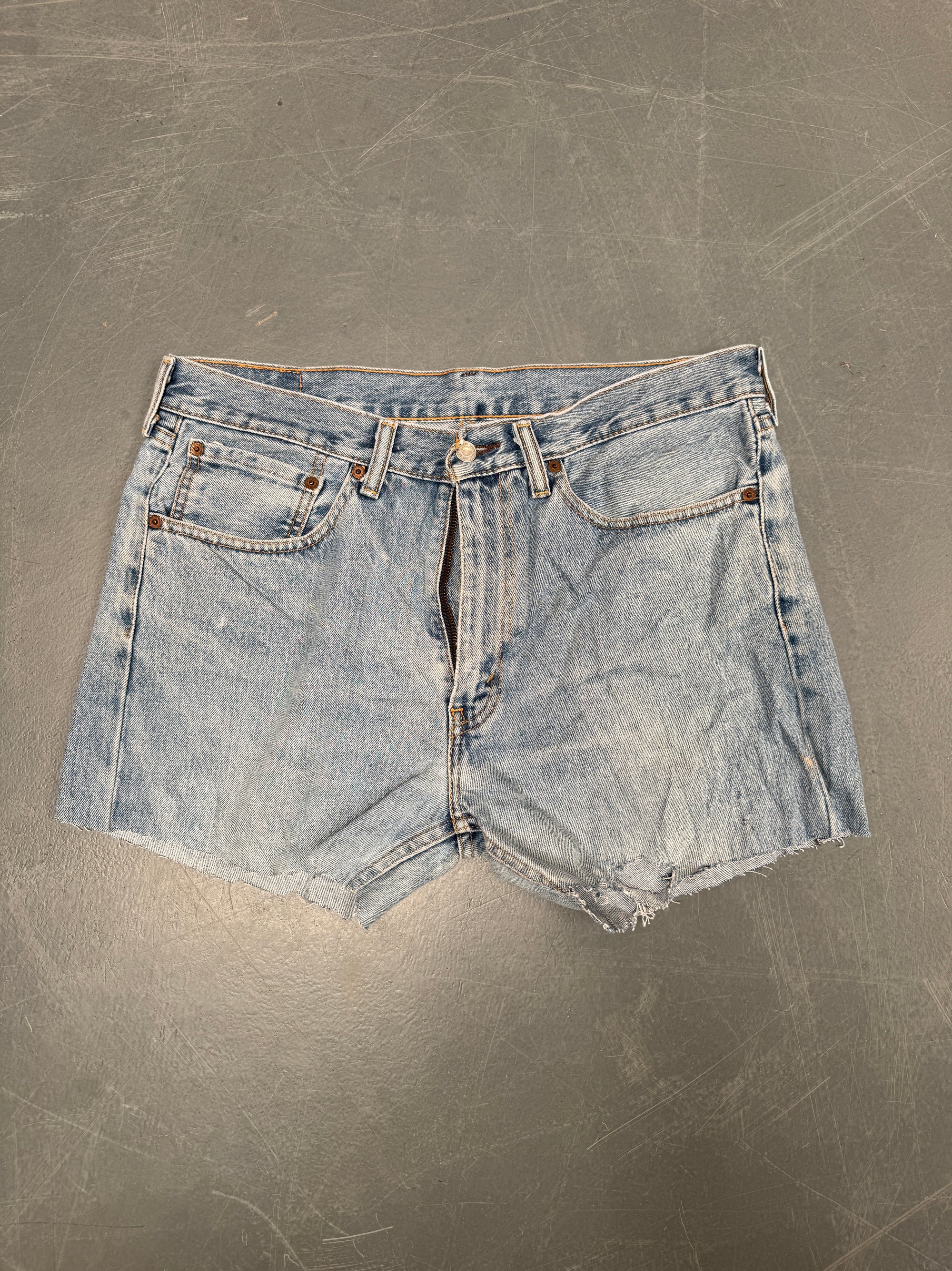 Vintage Levis Cut Off Denim Shorts - 90s Made - W 35 - SH699