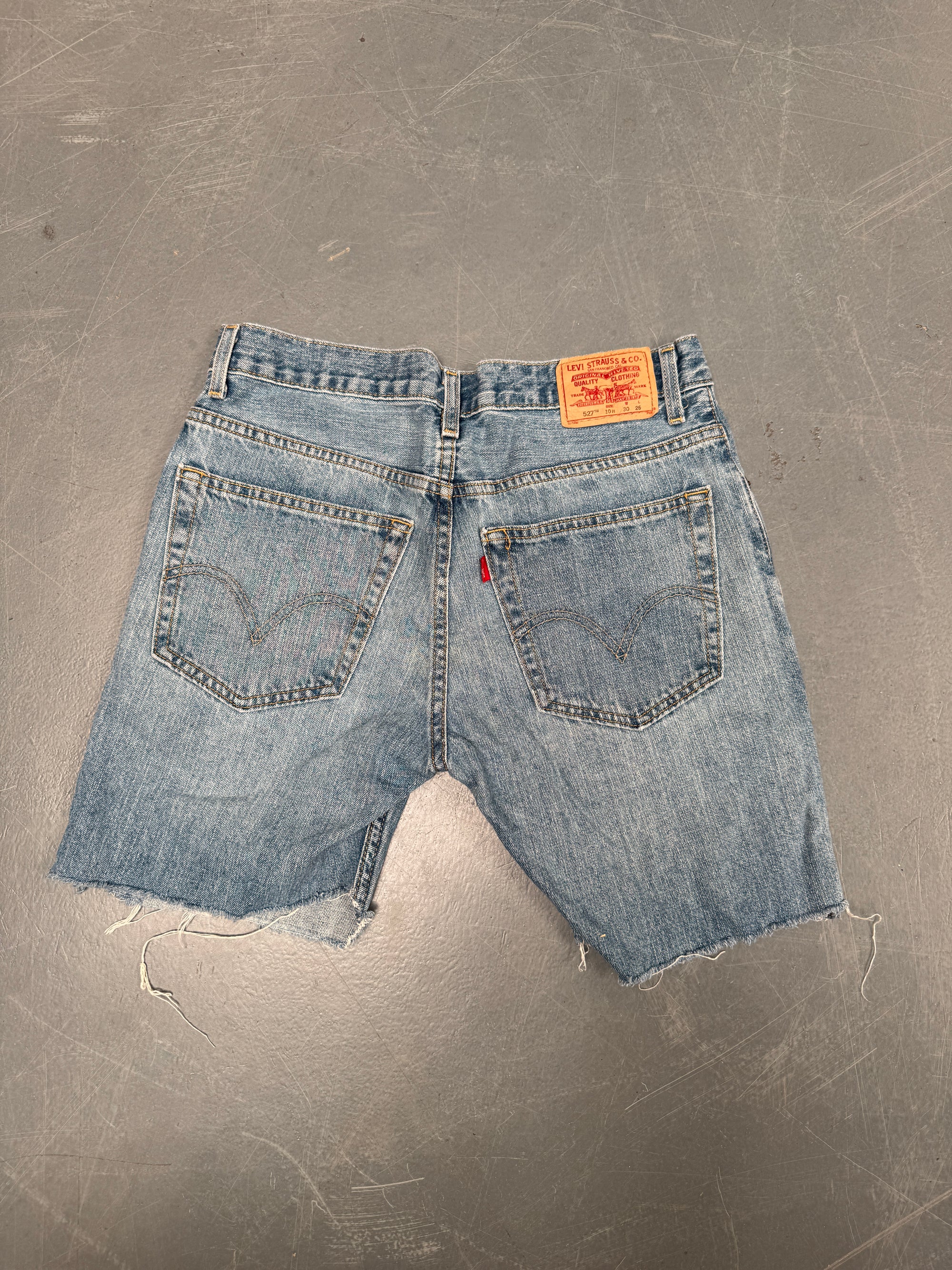 Vintage Levis Cut Off Denim Shorts - 90s Made - W 30 - SH707