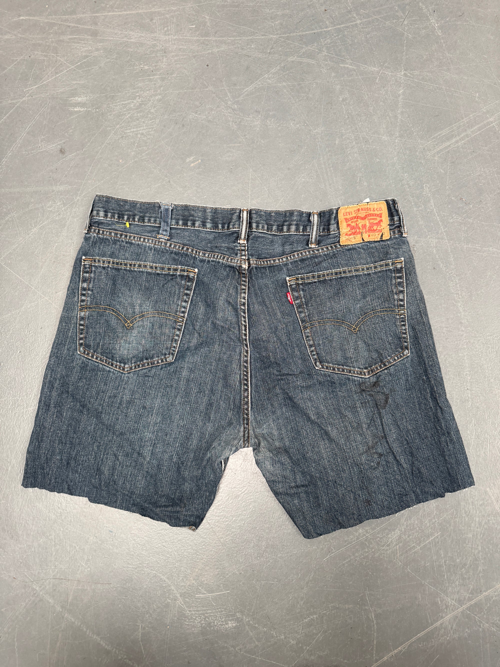 Vintage Levis Cut Off Denim Shorts - 90s Made - W 40 - SH709