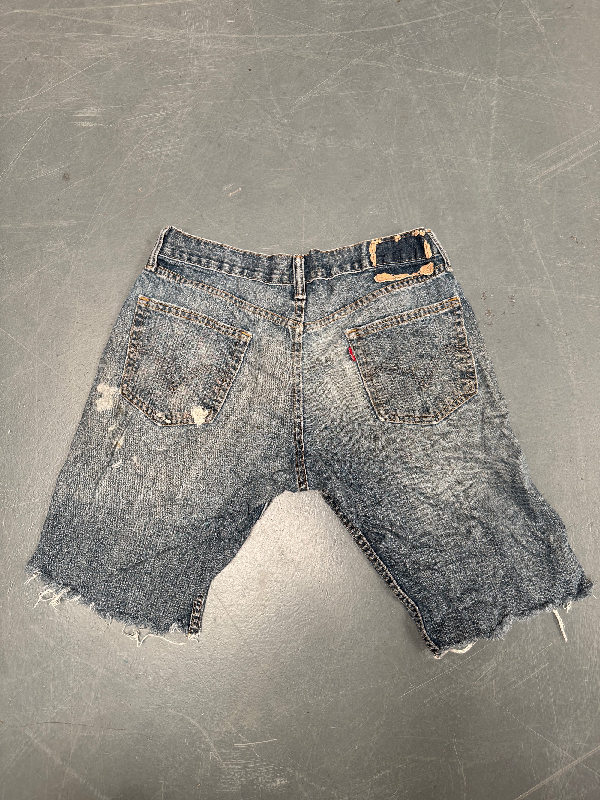 Vintage Levis Cut Off Denim Shorts - 90s Made - W 30 - SH712