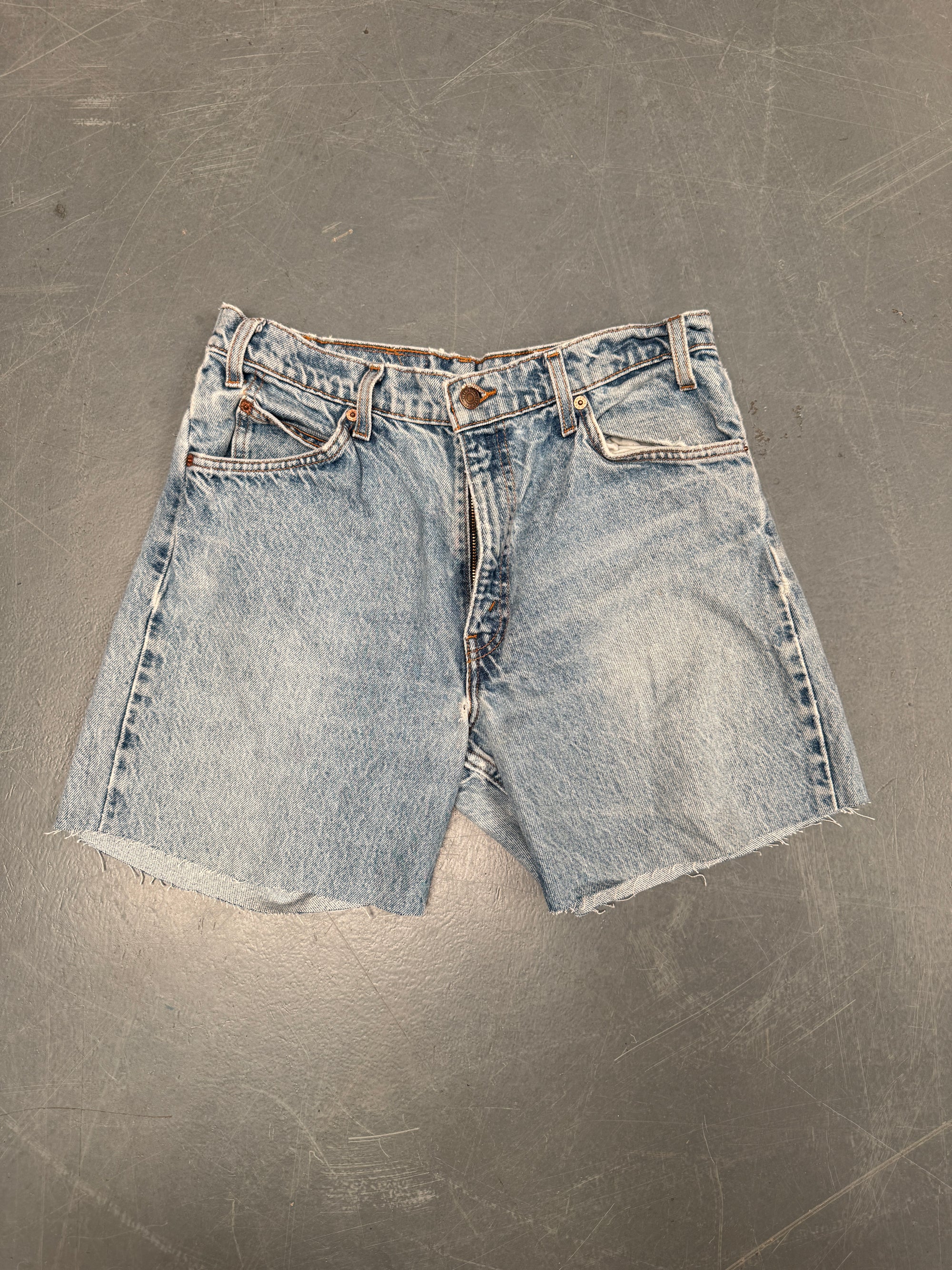 Vintage Levis Cut Off Denim Shorts - 90s Made - W 33 - SH720
