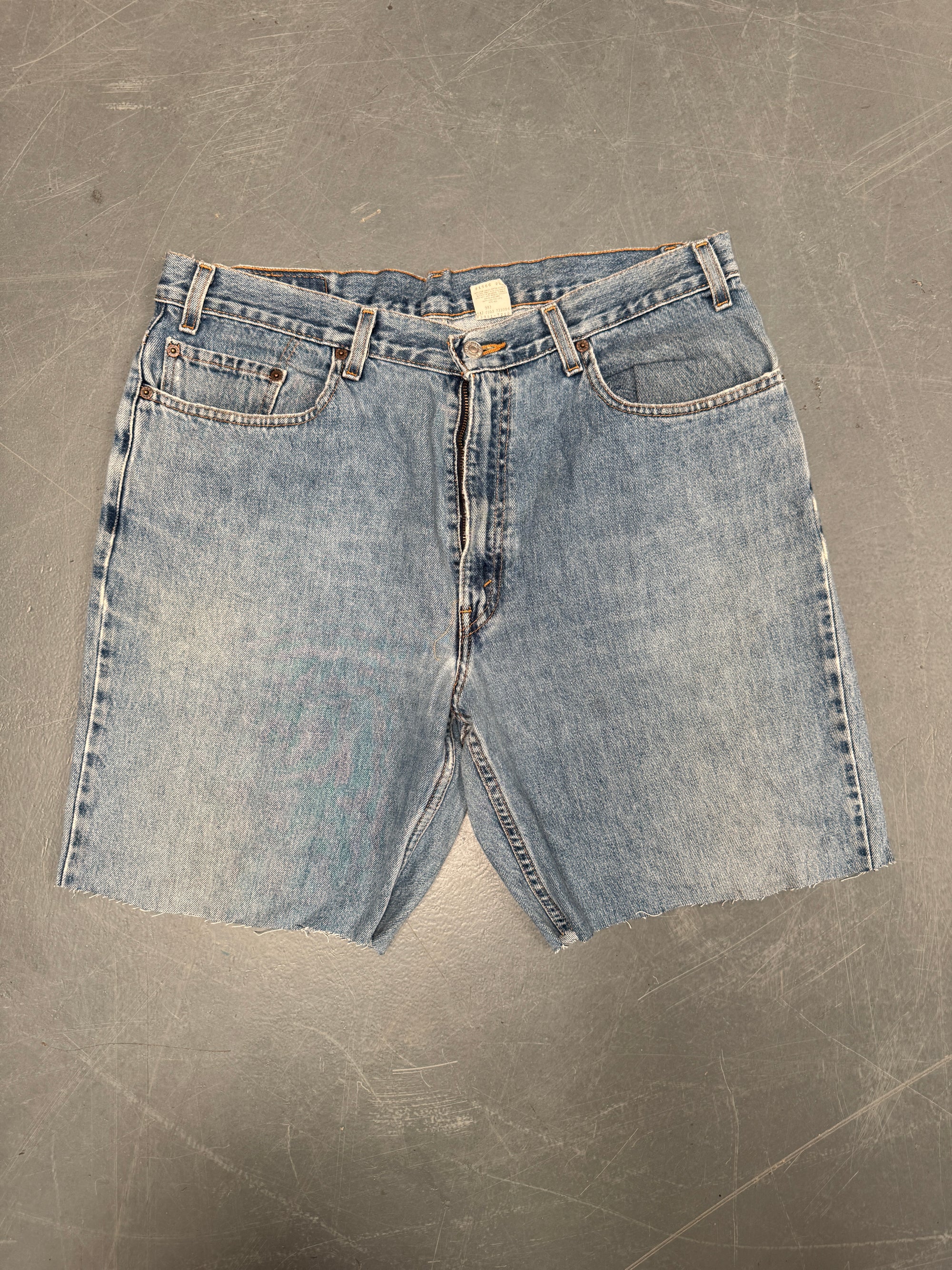 Vintage Levis Cut Off Denim Shorts - 90s Made - W 36 - SH735