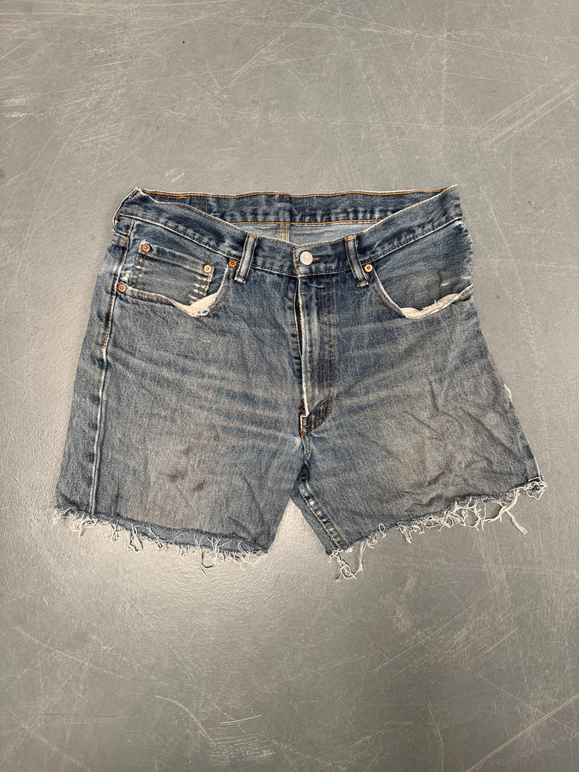 Vintage Levis Cut Off Denim Shorts - 90s Made - W 32 - SH738