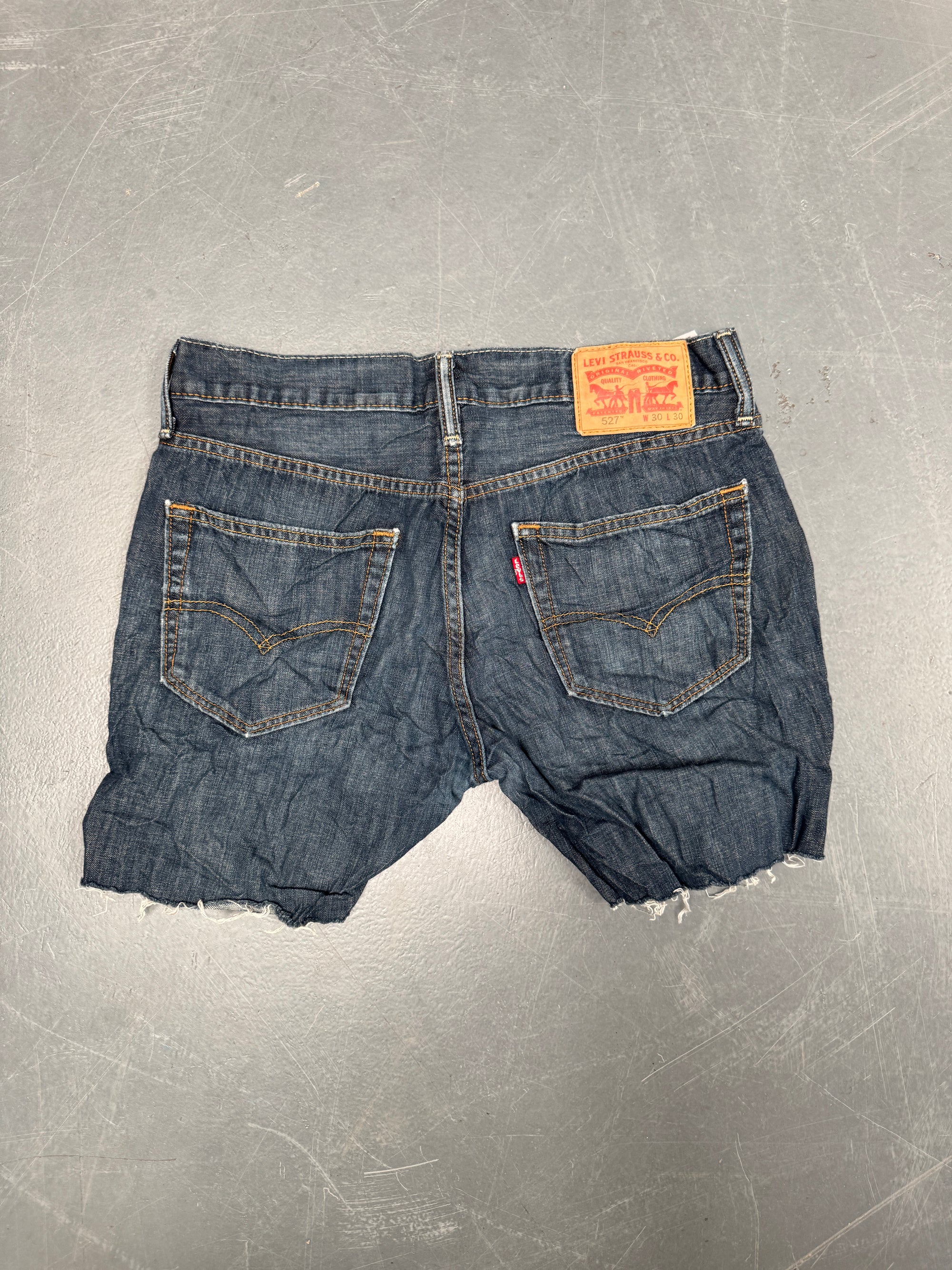Vintage Levis Cut Off Denim Shorts - 90s Made - W 30 - SH743