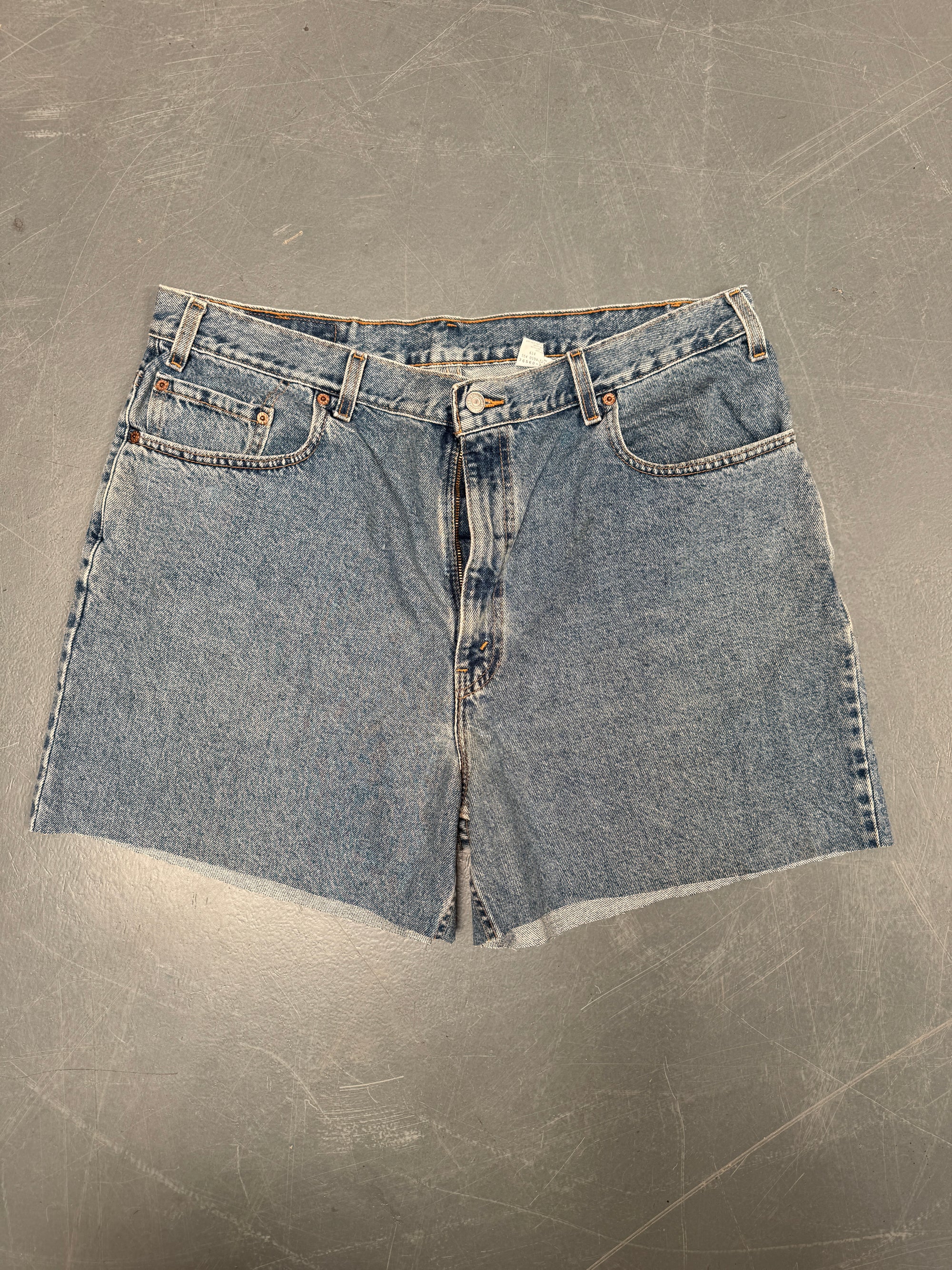 Vintage Levis Cut Off Denim Shorts - 90s Made - W 38 - SH750