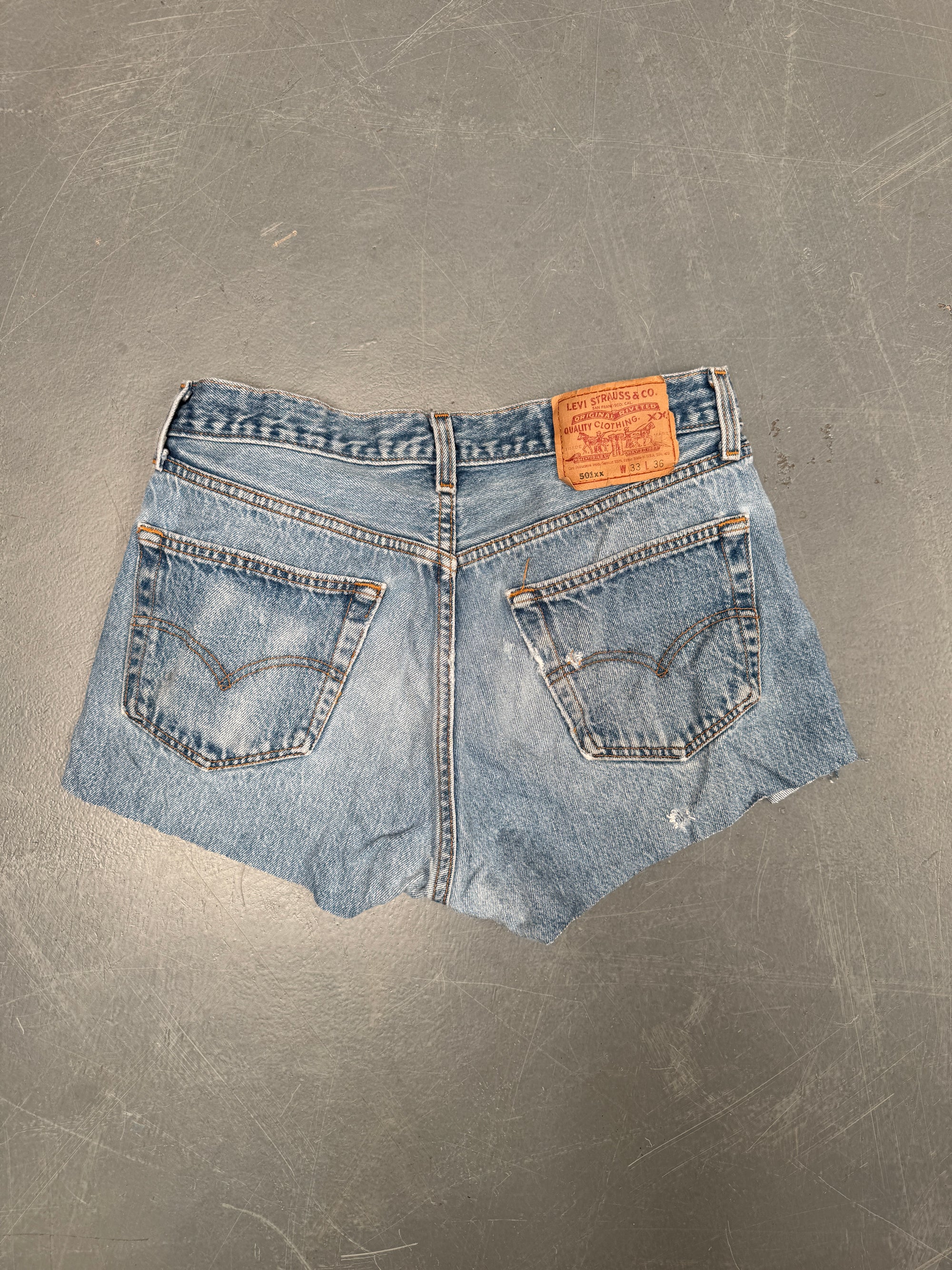 Vintage Levis Cut Off Denim Shorts - 90s Made - W 30 - SH753
