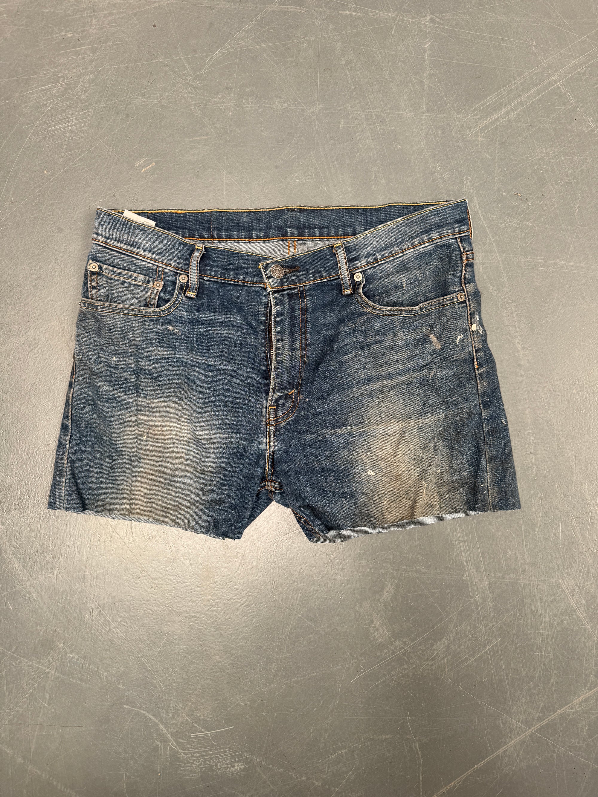Vintage Levis Cut Off Denim Shorts - 90s Made - W 34 - SH756