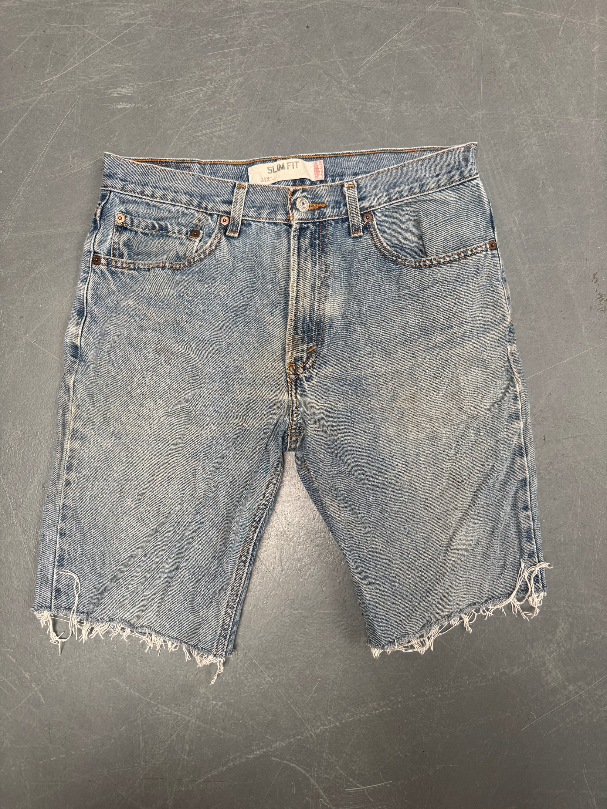 Vintage Levis Cut Off Denim Shorts - 90s Made - W 30 - SH763