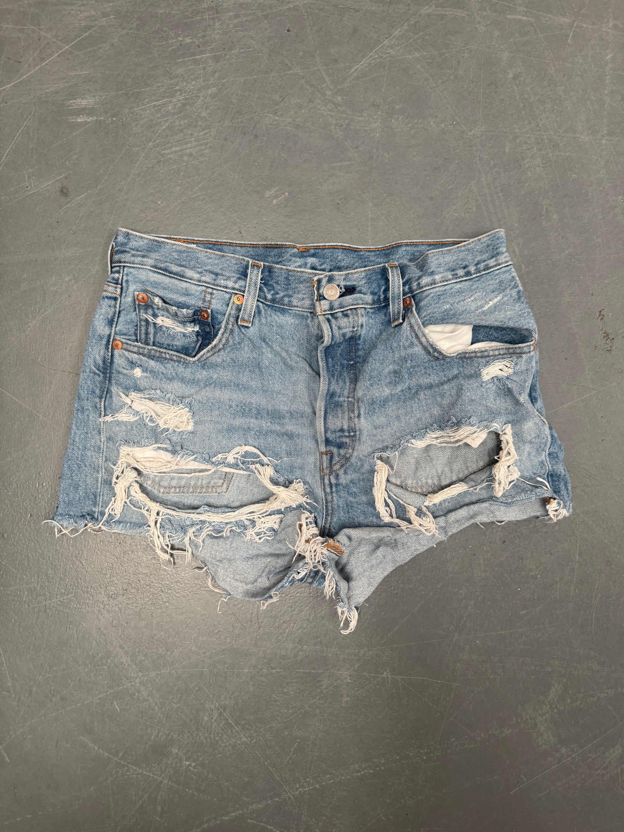 Vintage Levis Cut Off Denim Shorts - 90s Made - W 30 - SH771