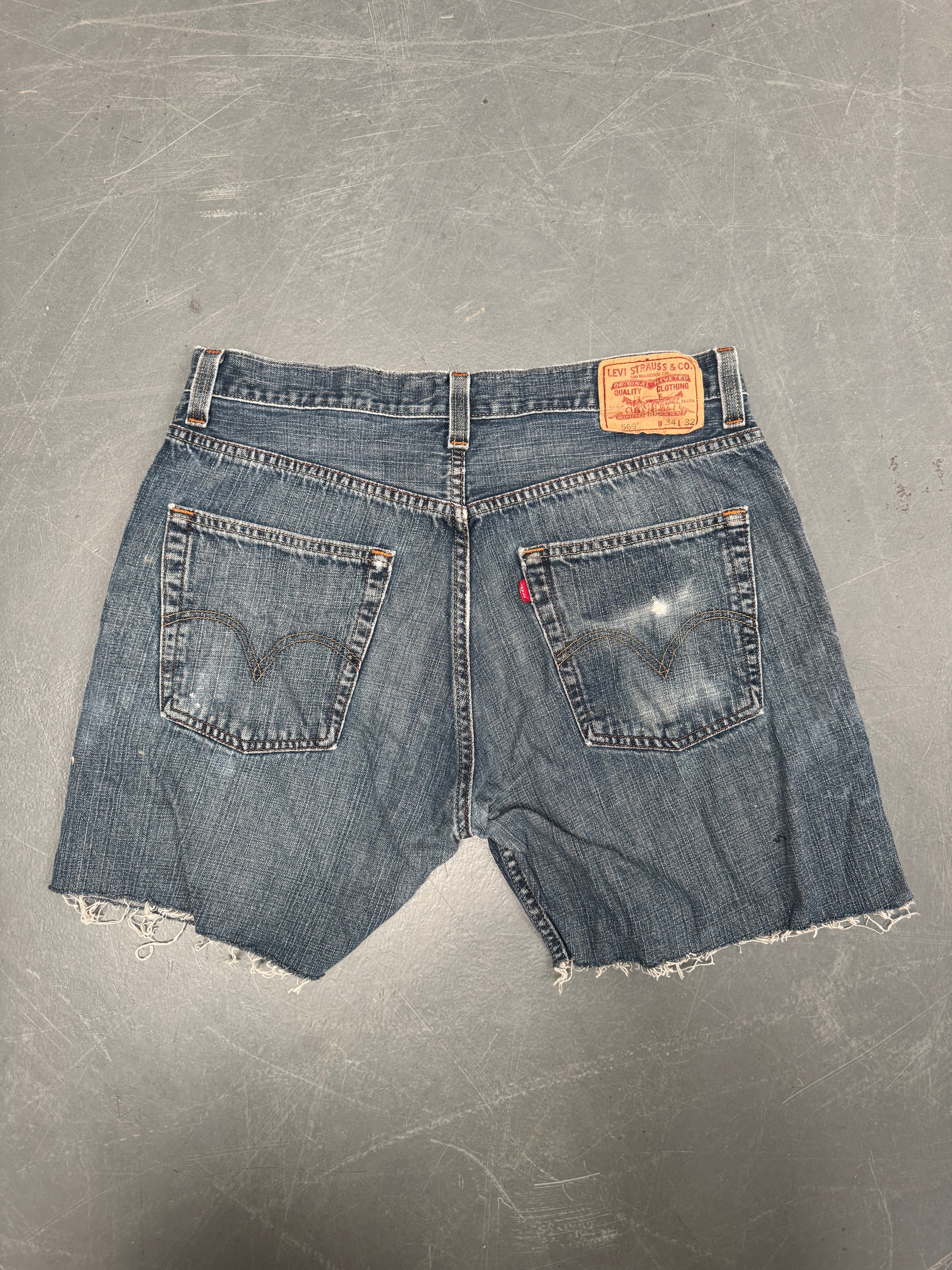 Vintage Levis Cut Off Denim Shorts - 90s Made - W 34 - SH774