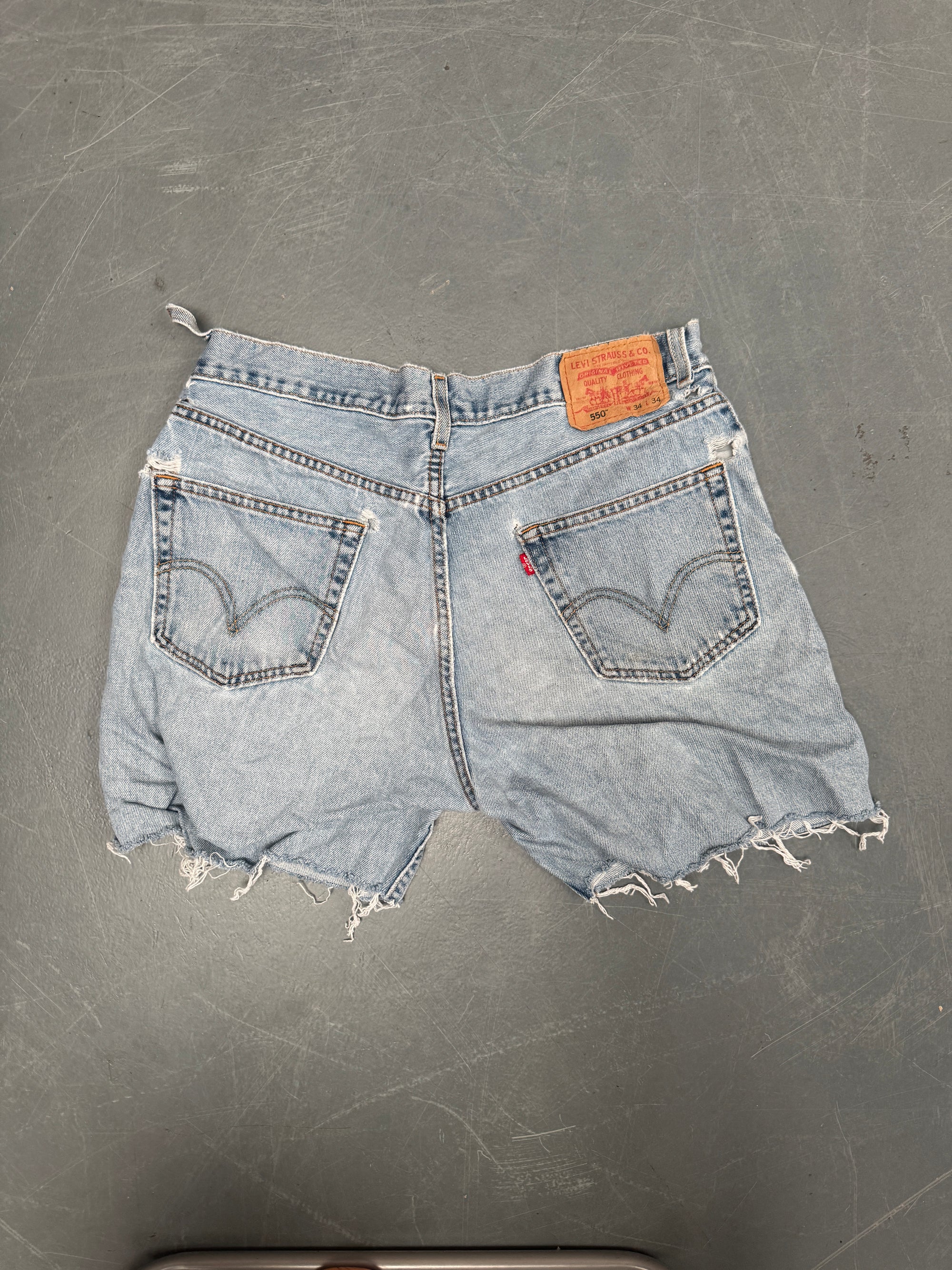 Vintage Levis Cut Off Denim Shorts - 90s Made - W 32 - SH776