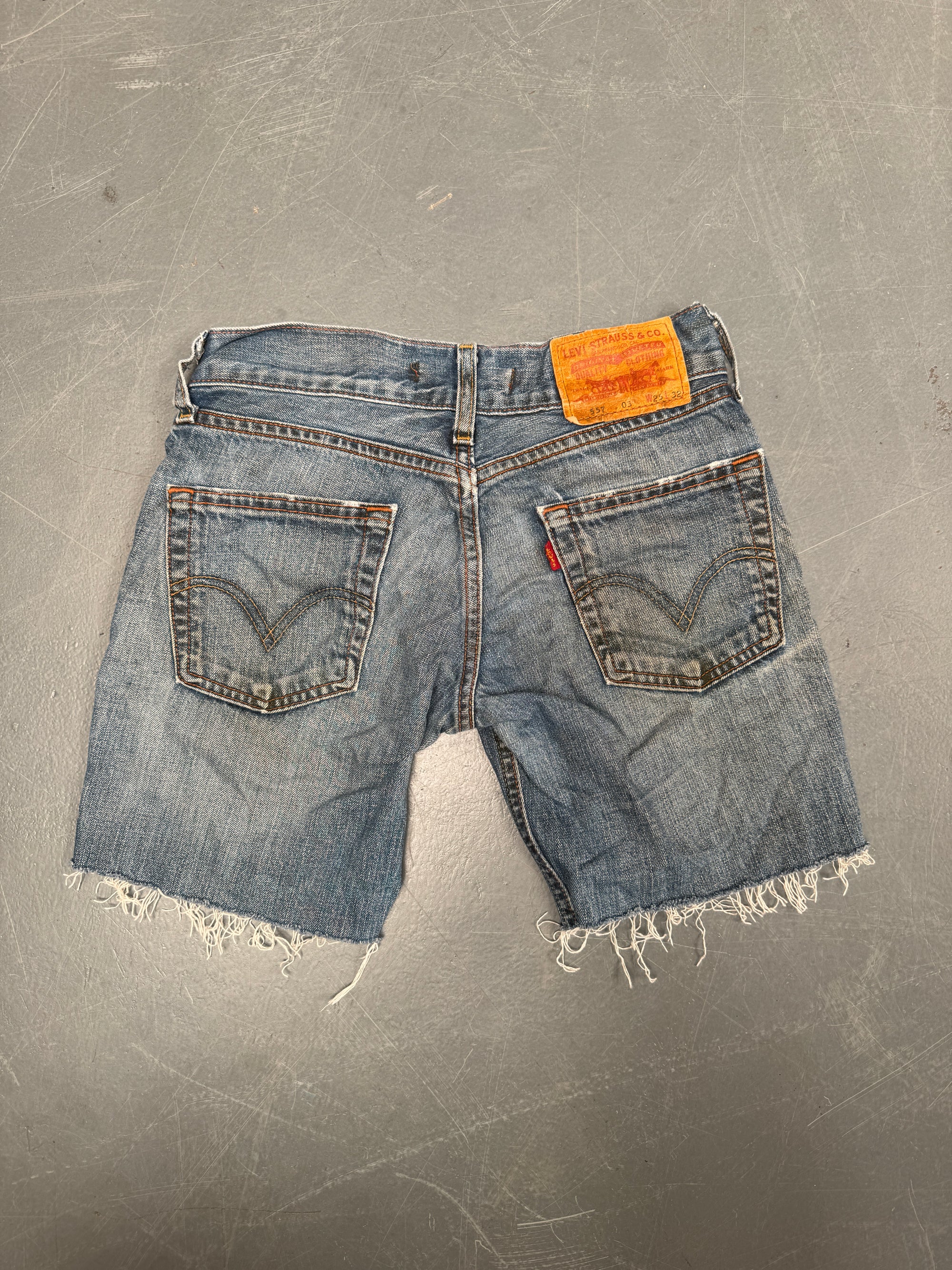 Vintage Levis Cut Off Denim Shorts - 90s Made - W 26 - SH786