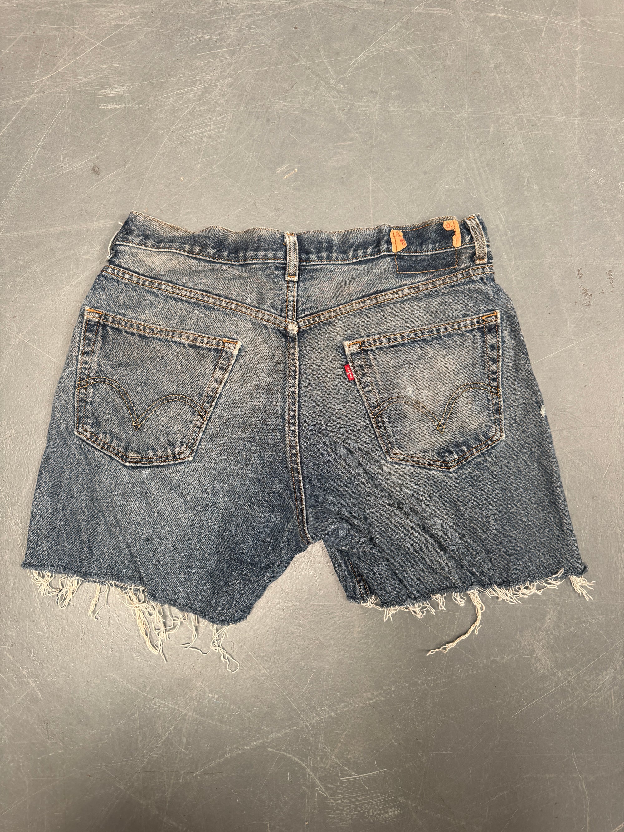 Vintage Levis Cut Off Denim Shorts - 90s Made - W 32 - SH788