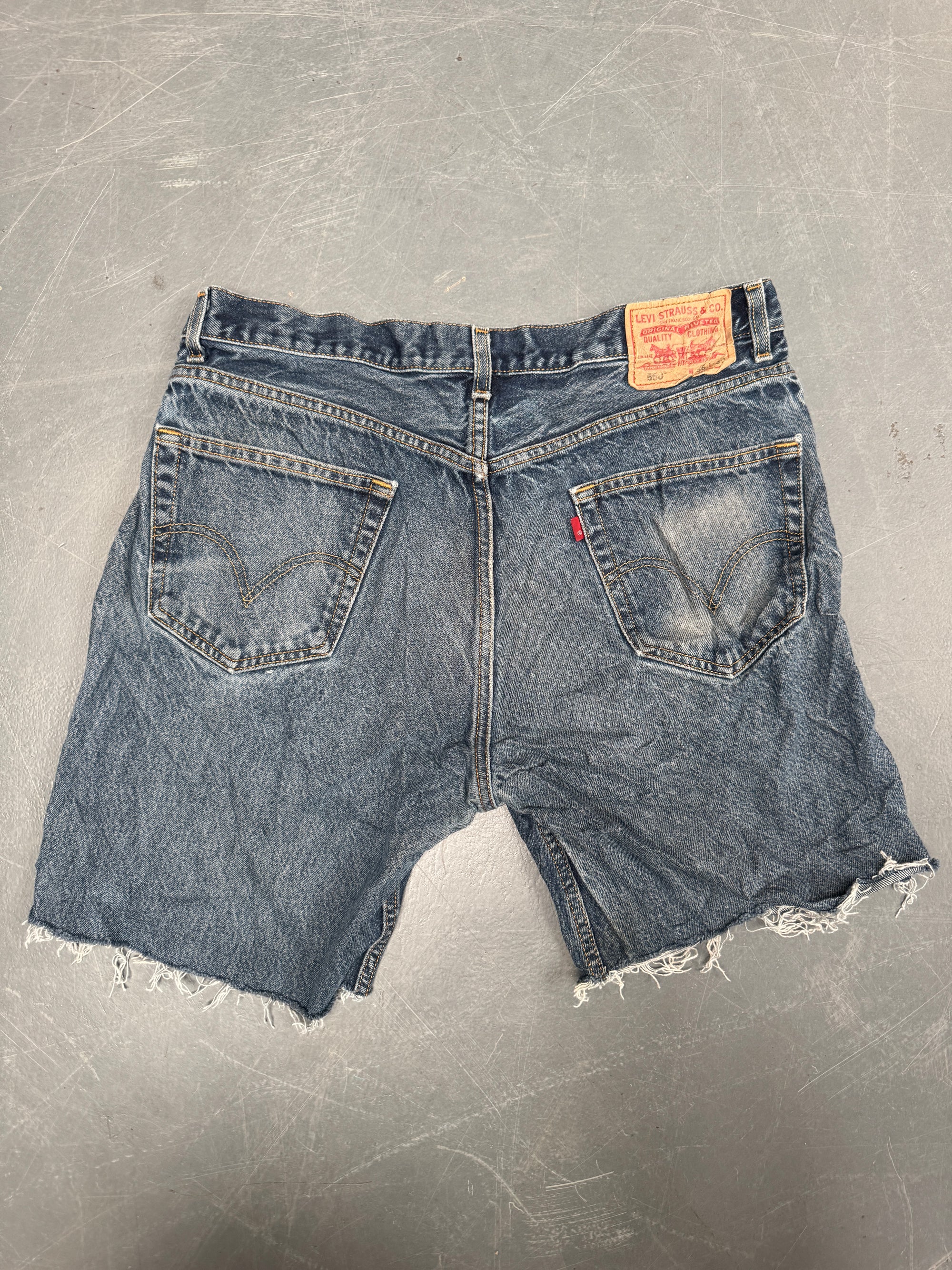 Vintage Levis Cut Off Denim Shorts - 90s Made - W 34 - SH789