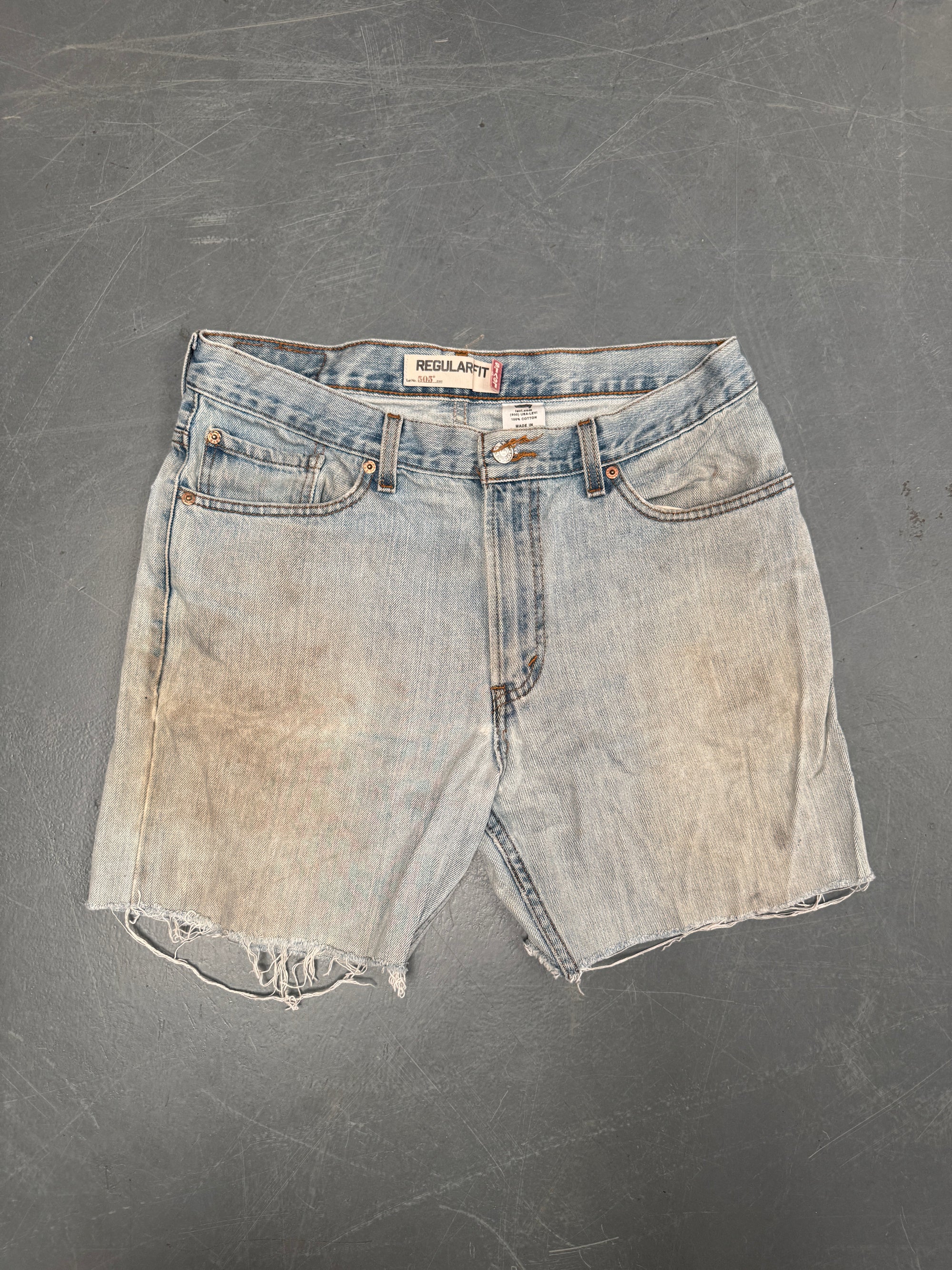 Vintage Levis Cut Off Denim Shorts - 90s Made - W 32 - SH801