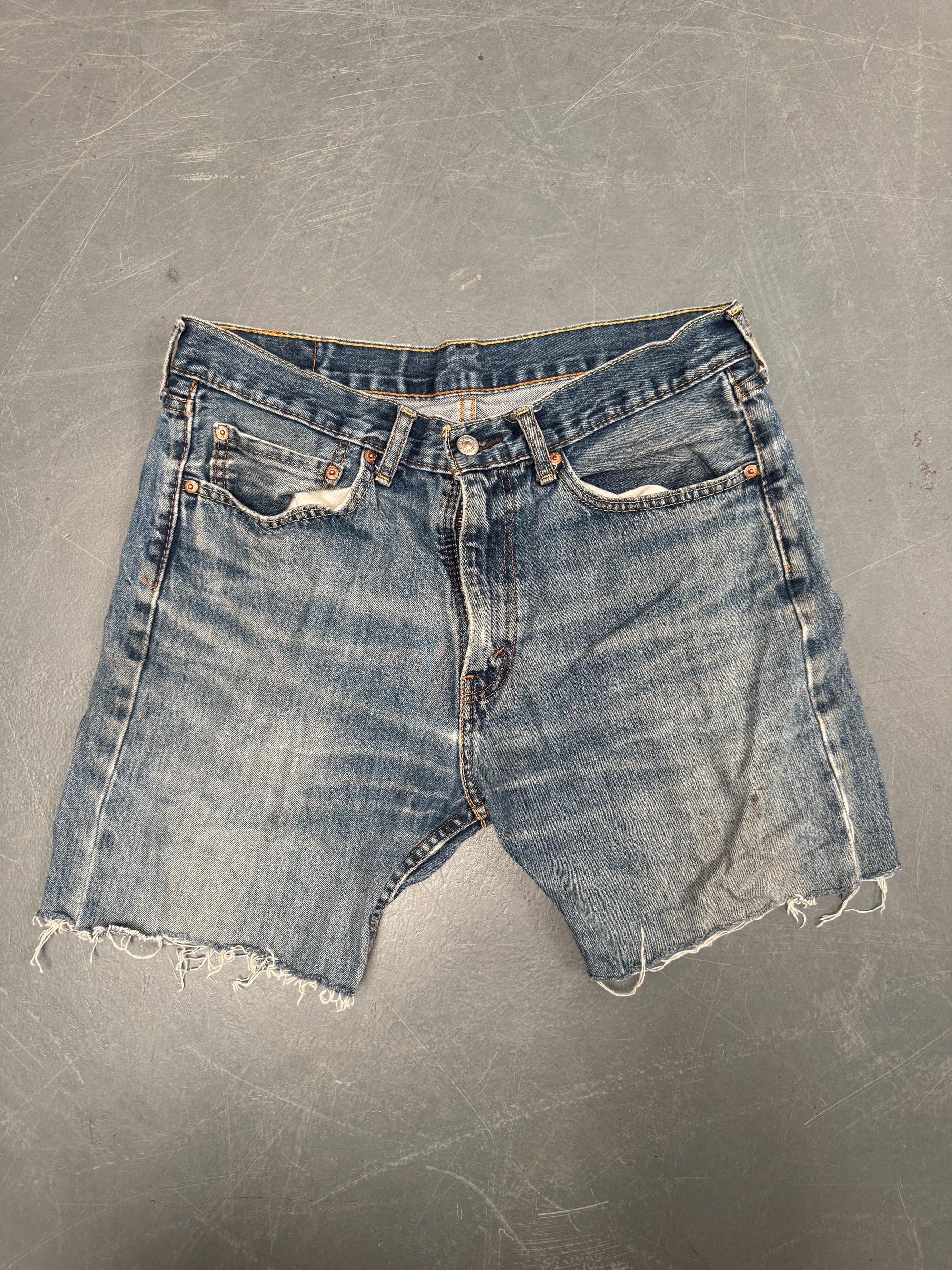 Vintage Levis Cut Off Denim Shorts - 90s Made - W 32 - SH809