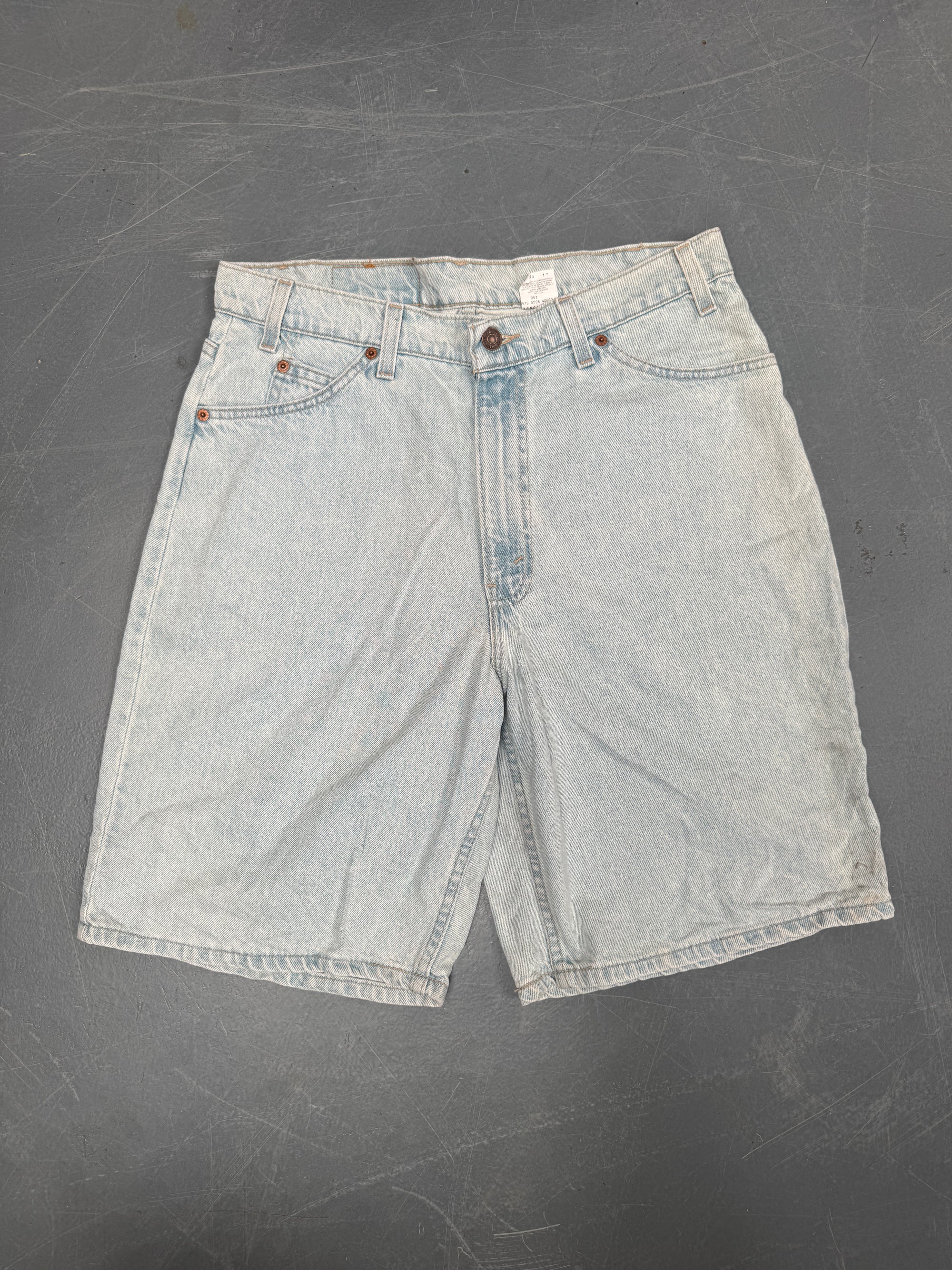 Vintage Levis Cut Off Denim Shorts - 90s Made - W 32 - SH818